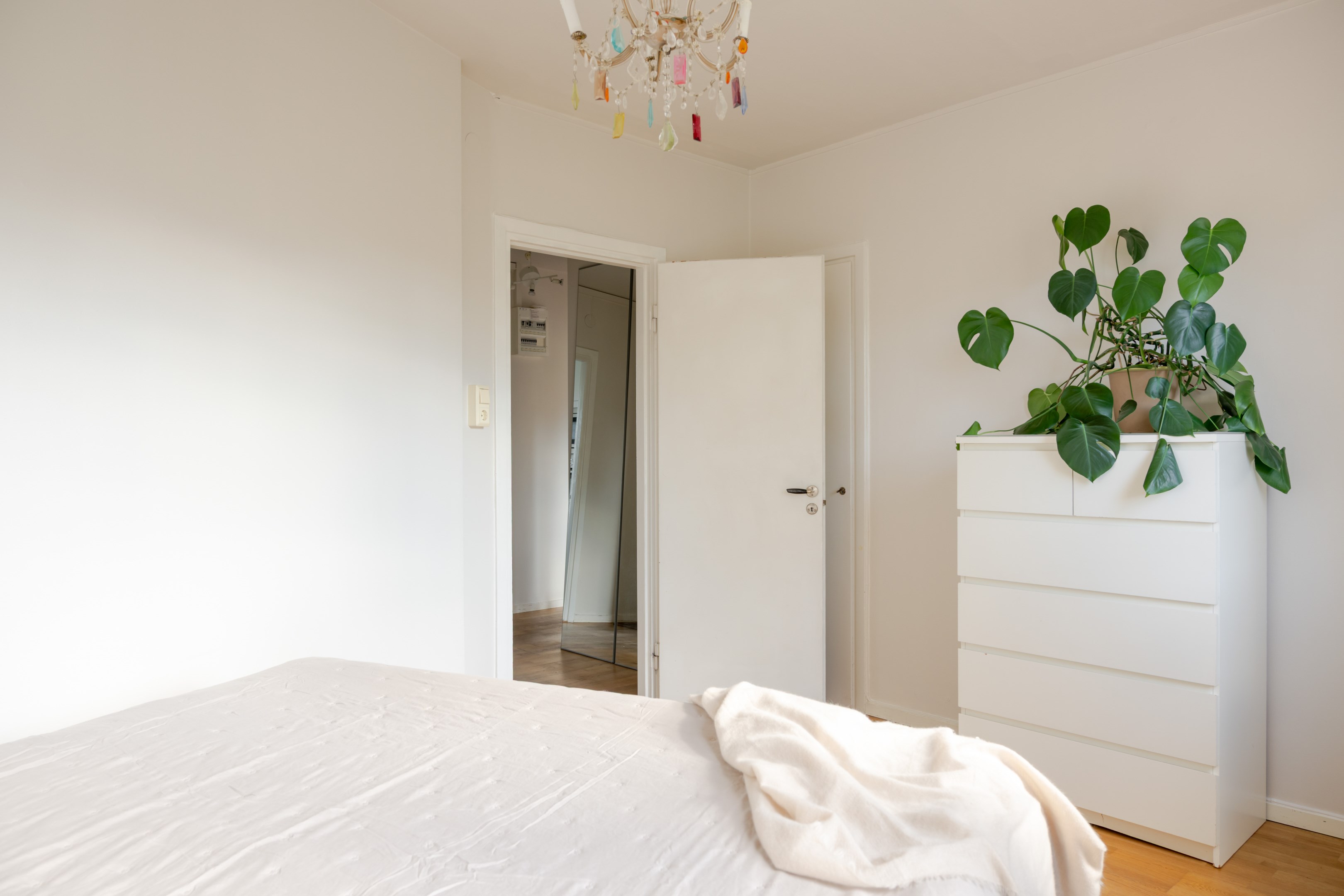 Bostadsbild från Tellusborgsvägen 33, 4 tr, Till salu i Midsommarkransen, Stockholm