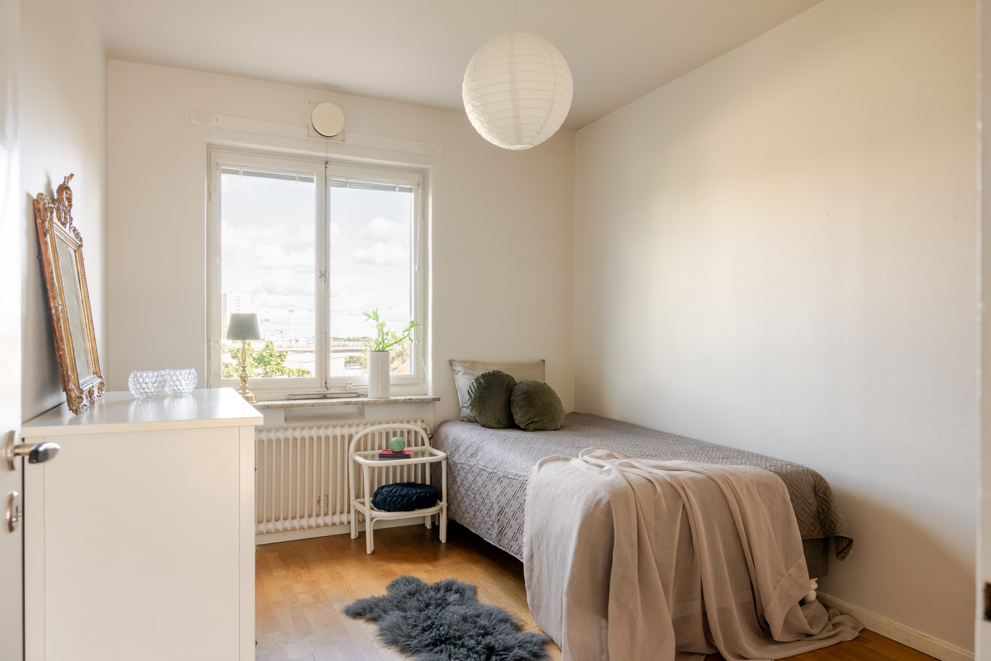 Bostadsbild från Tellusborgsvägen 33, 4 tr, Till salu i Midsommarkransen, Stockholm