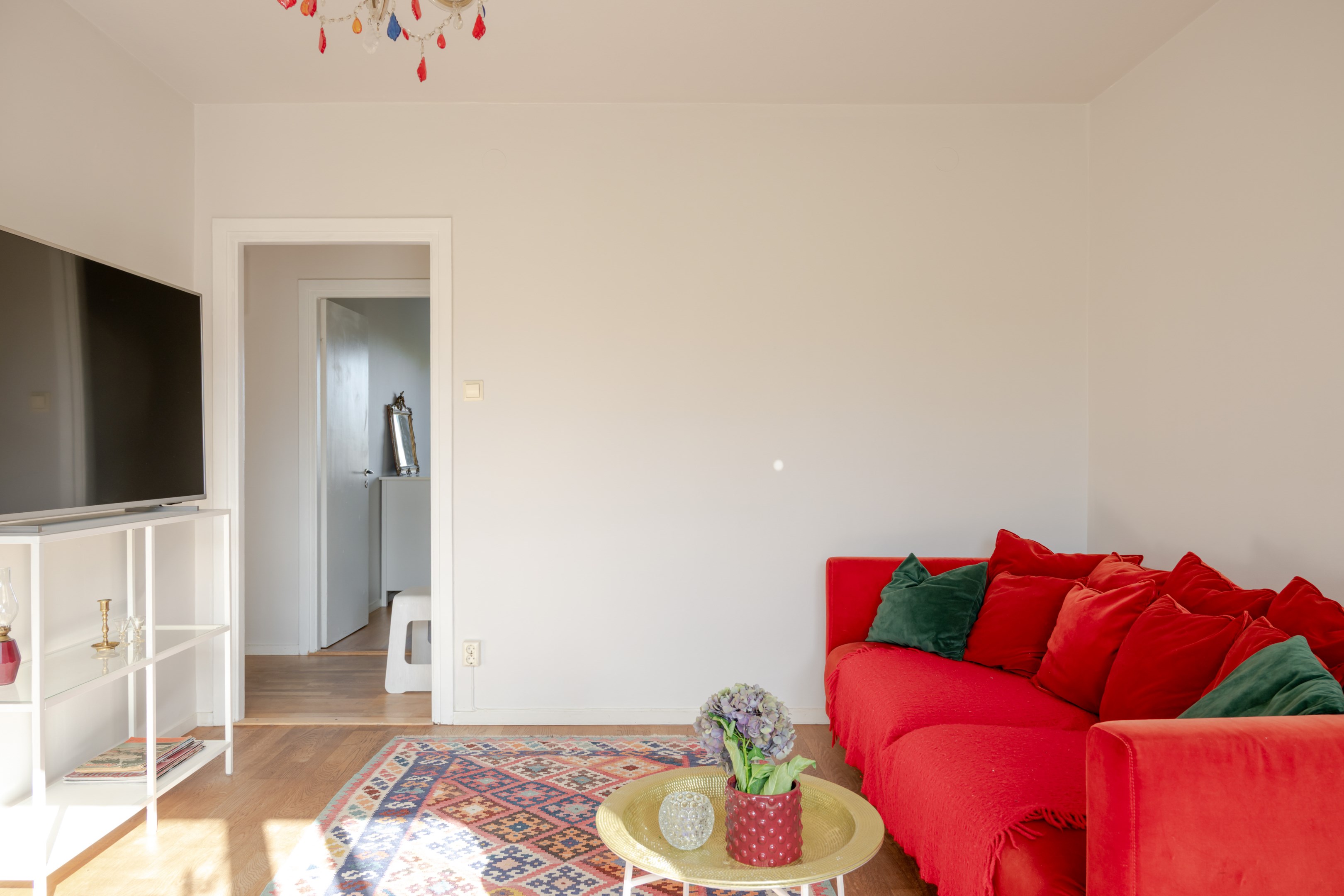Bostadsbild från Tellusborgsvägen 33, 4 tr, Till salu i Midsommarkransen, Stockholm