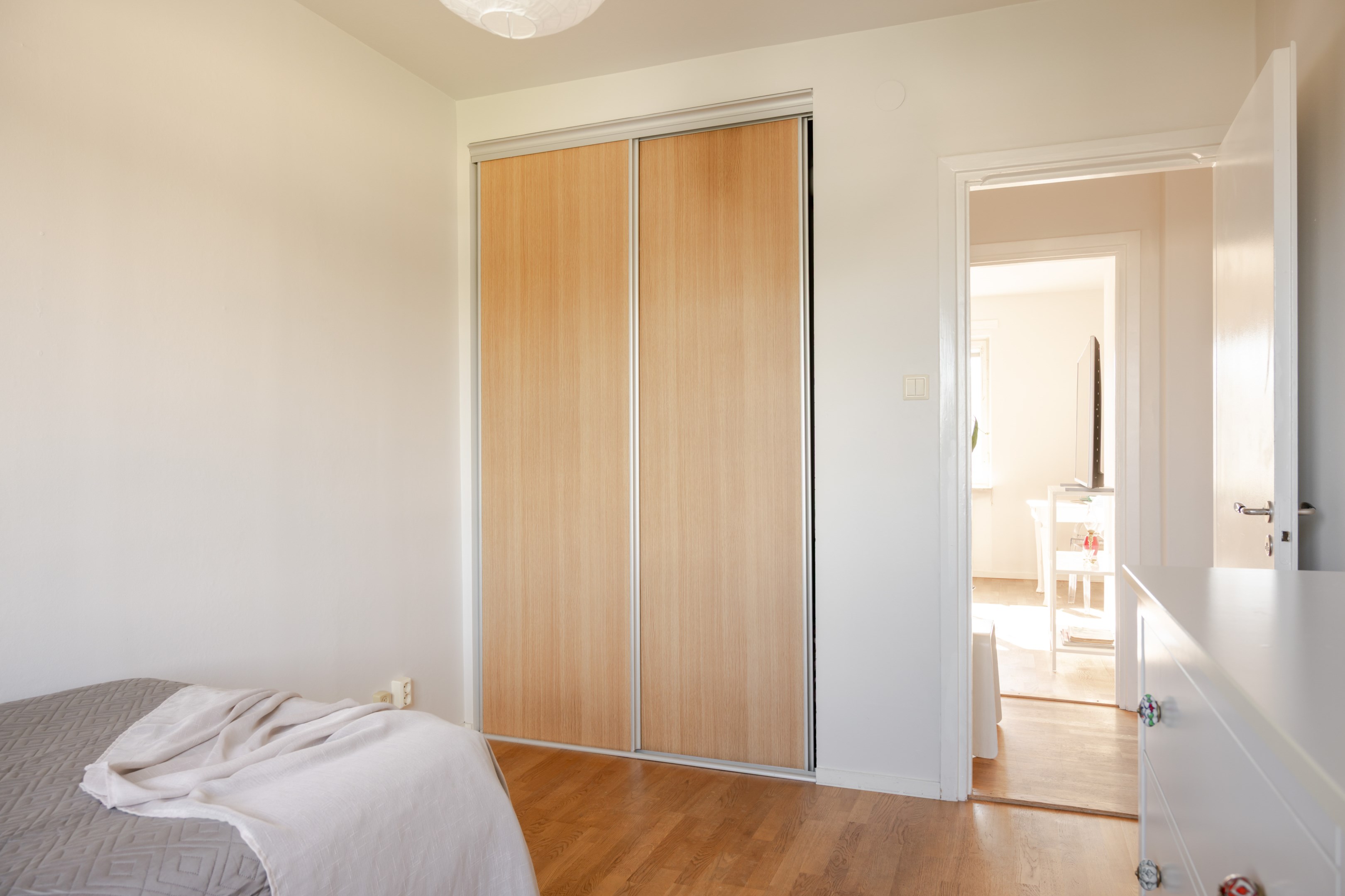 Bostadsbild från Tellusborgsvägen 33, 4 tr, Till salu i Midsommarkransen, Stockholm