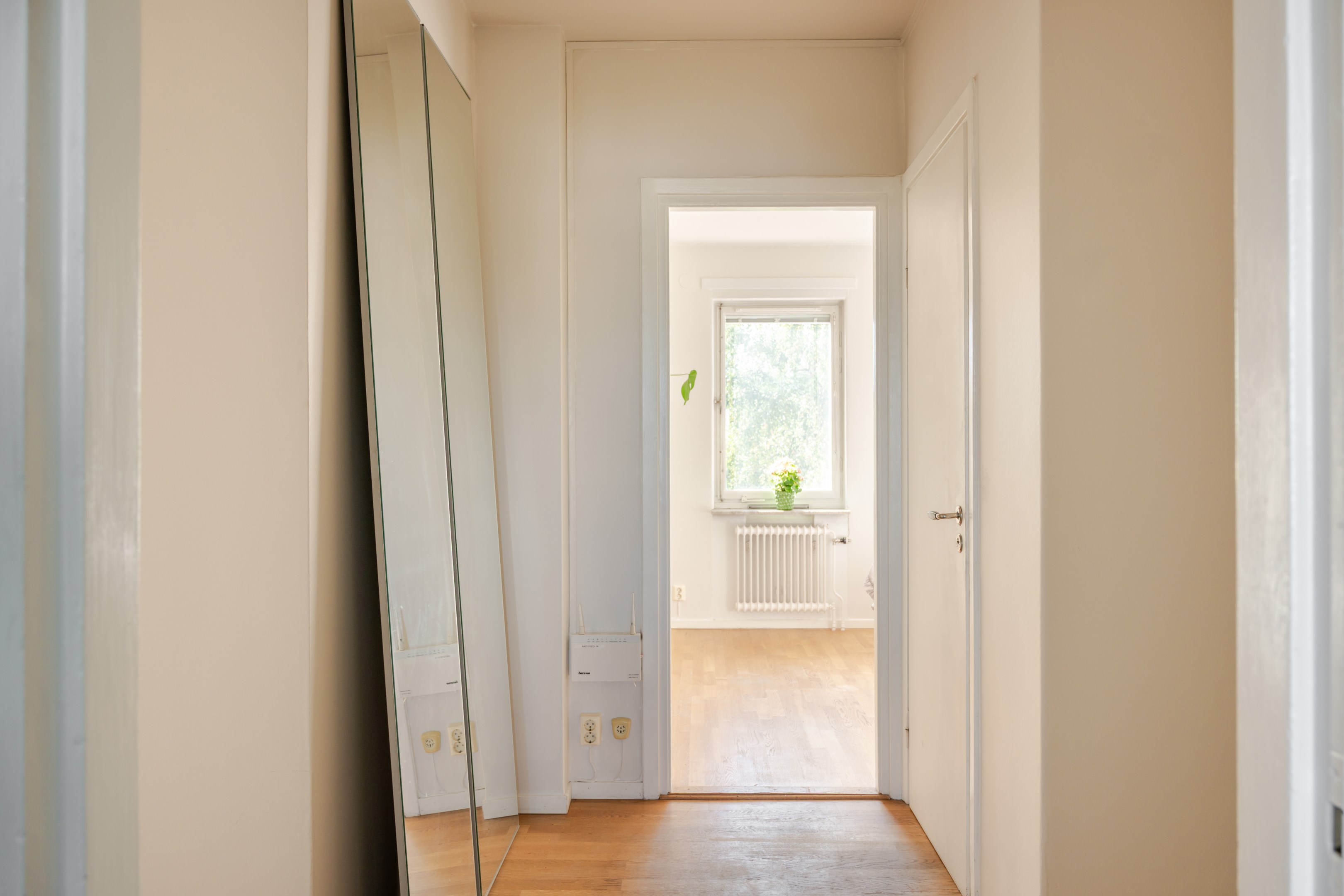 Bostadsbild från Tellusborgsvägen 33, 4 tr, Till salu i Midsommarkransen, Stockholm