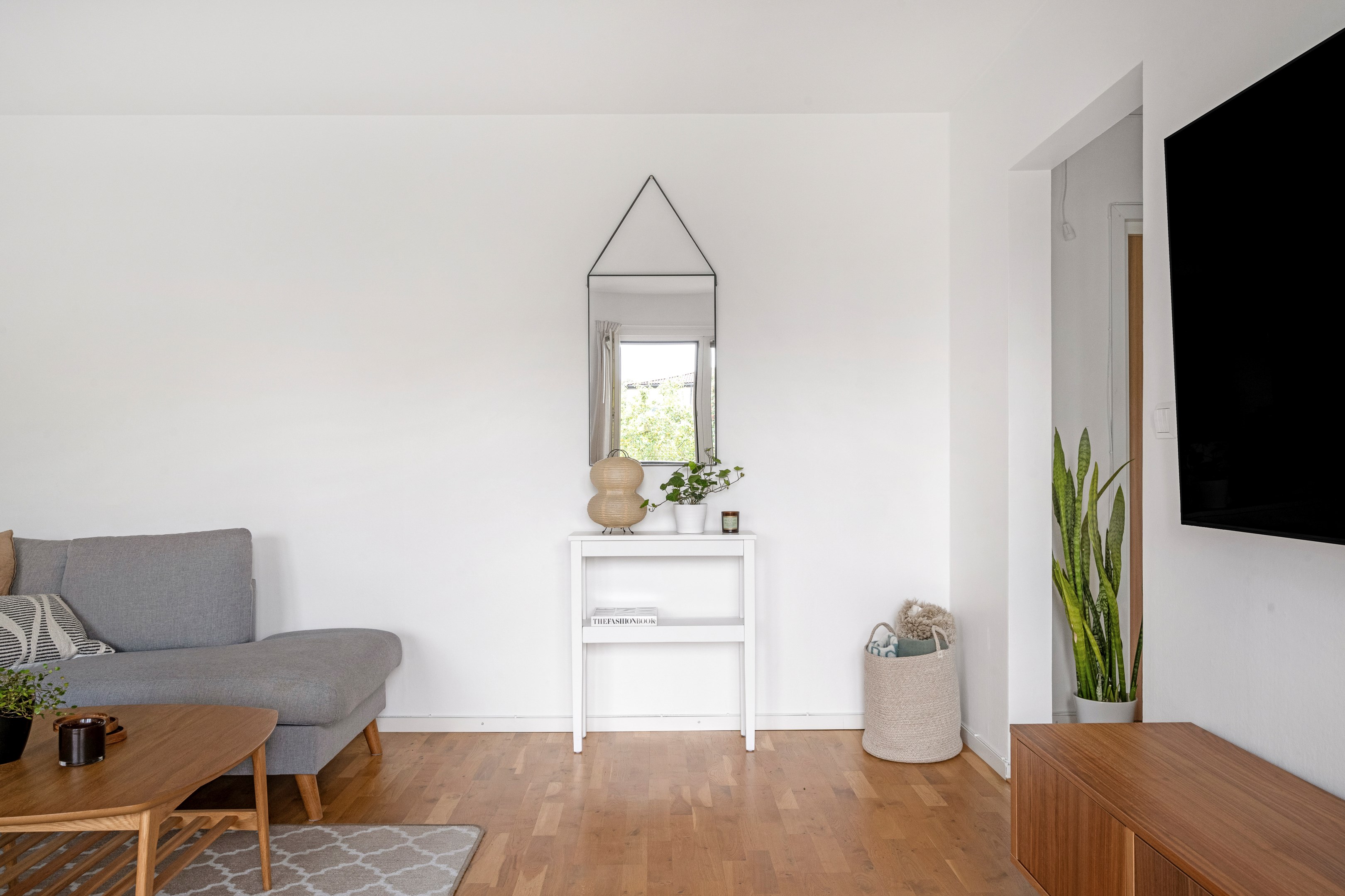 Bostadsbild från Stagneliusgatan 13, Till salu i Löten, Uppsala