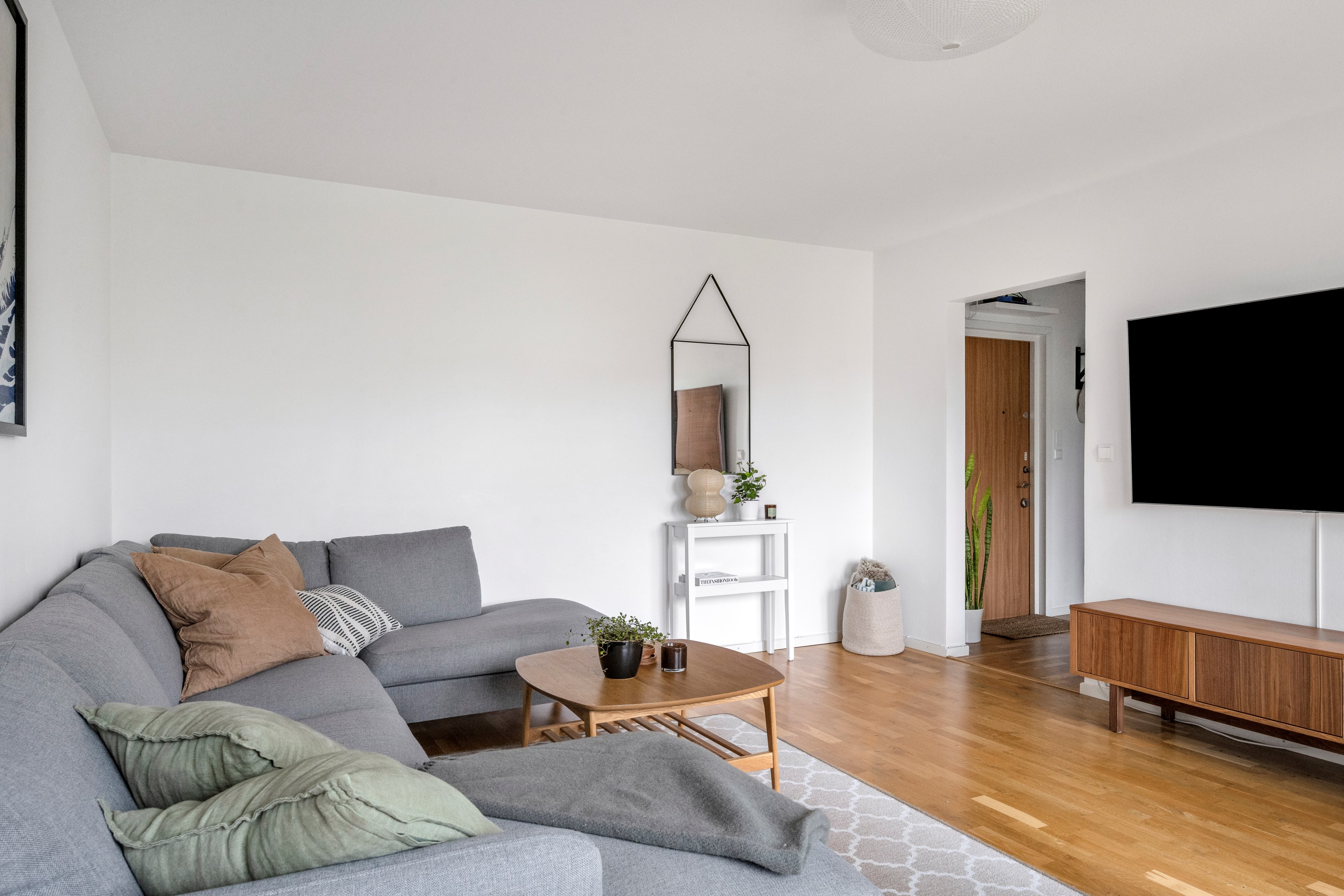 Bostadsbild från Stagneliusgatan 13, Till salu i Löten, Uppsala
