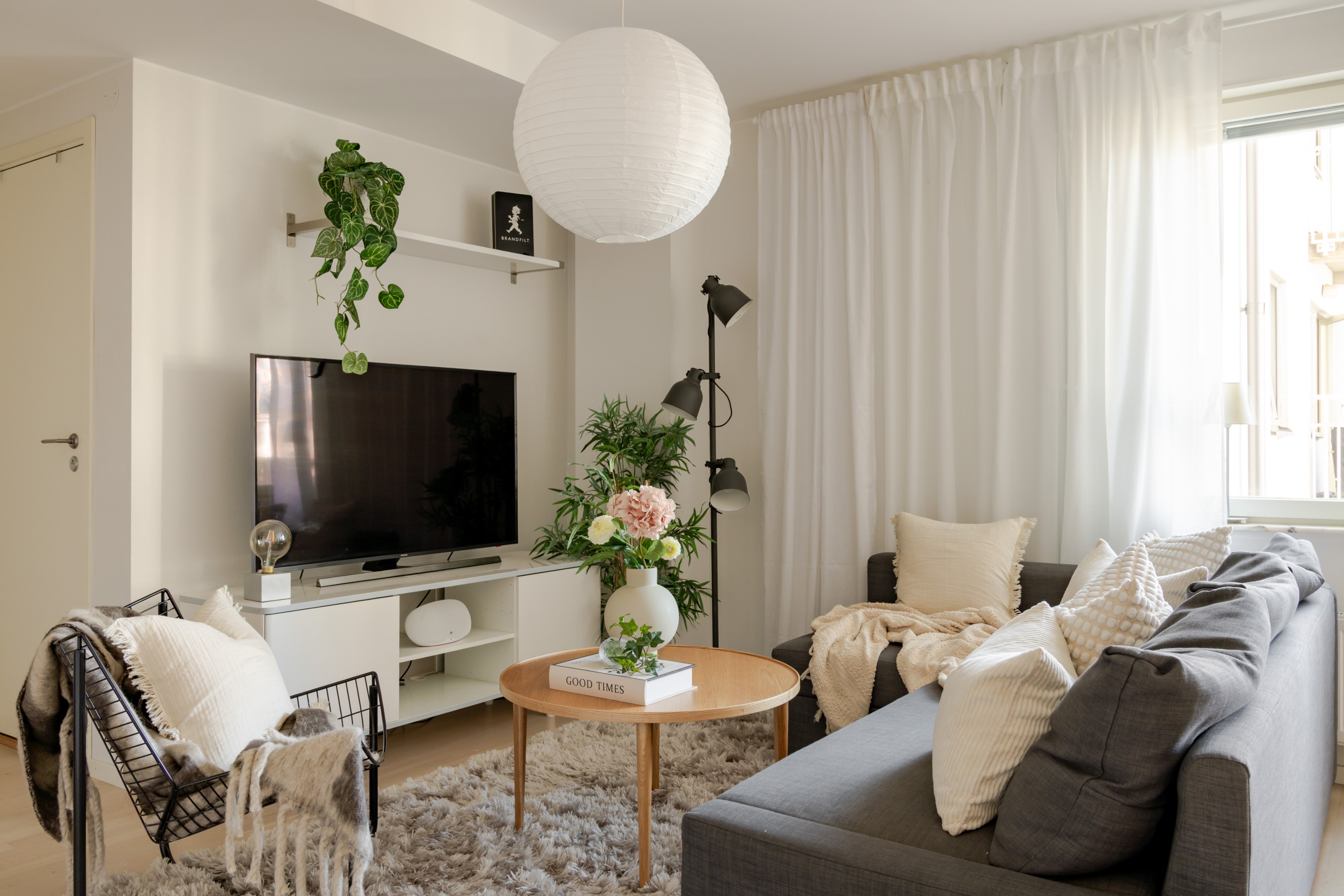 Bostadsbild från Tellusborgsvägen 90, Såld i Midsommarkransen, Stockholm