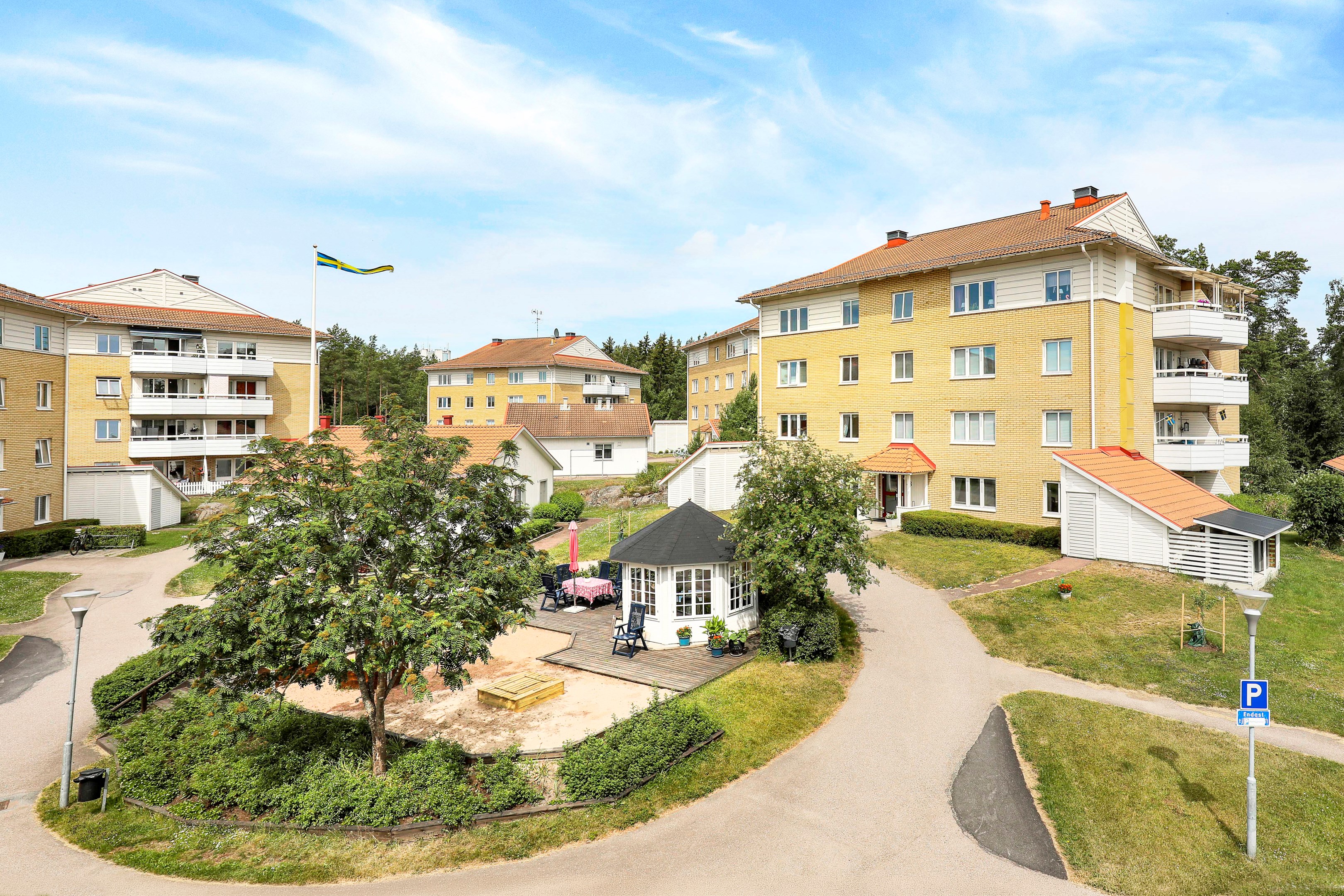 Bostadsbild från Albertinas väg 48, Kommande i Alunda, Östhammar