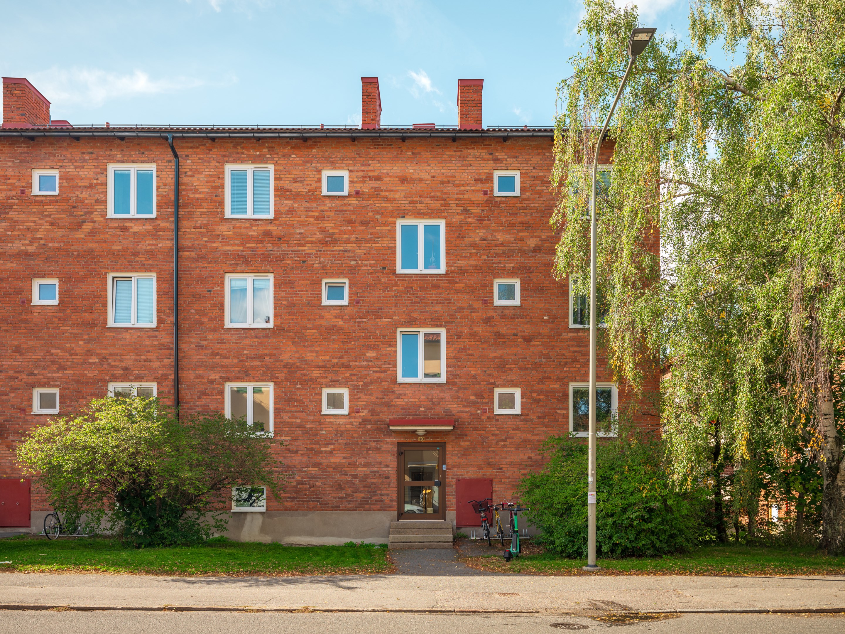 Bostadsbild från Sparbanksvägen 40, Till salu i Hägerstensåsen, Stockholm