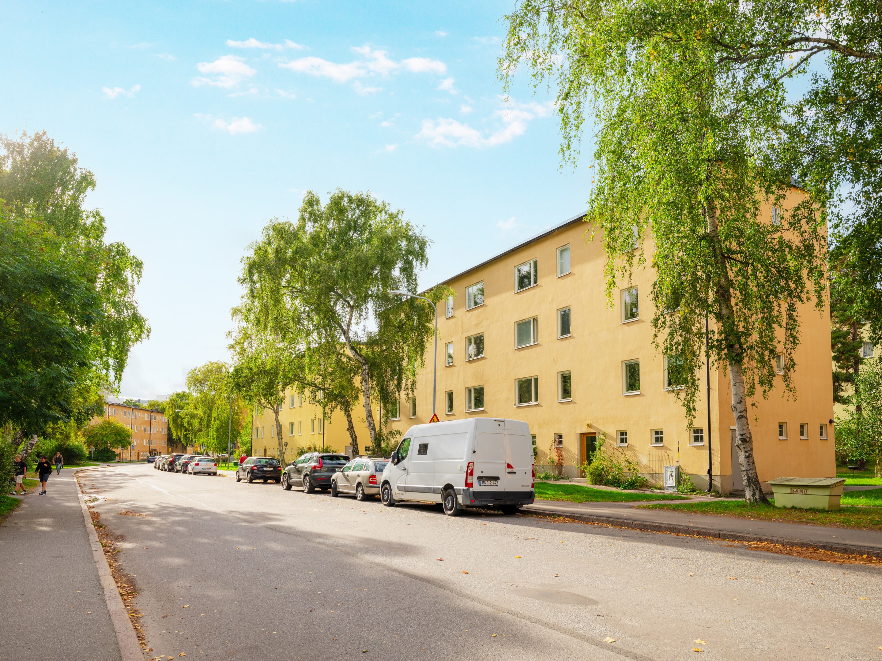 Bostadsbild från Cedergrensvägen 38, Till salu i Midsommarkransen, Stockholm