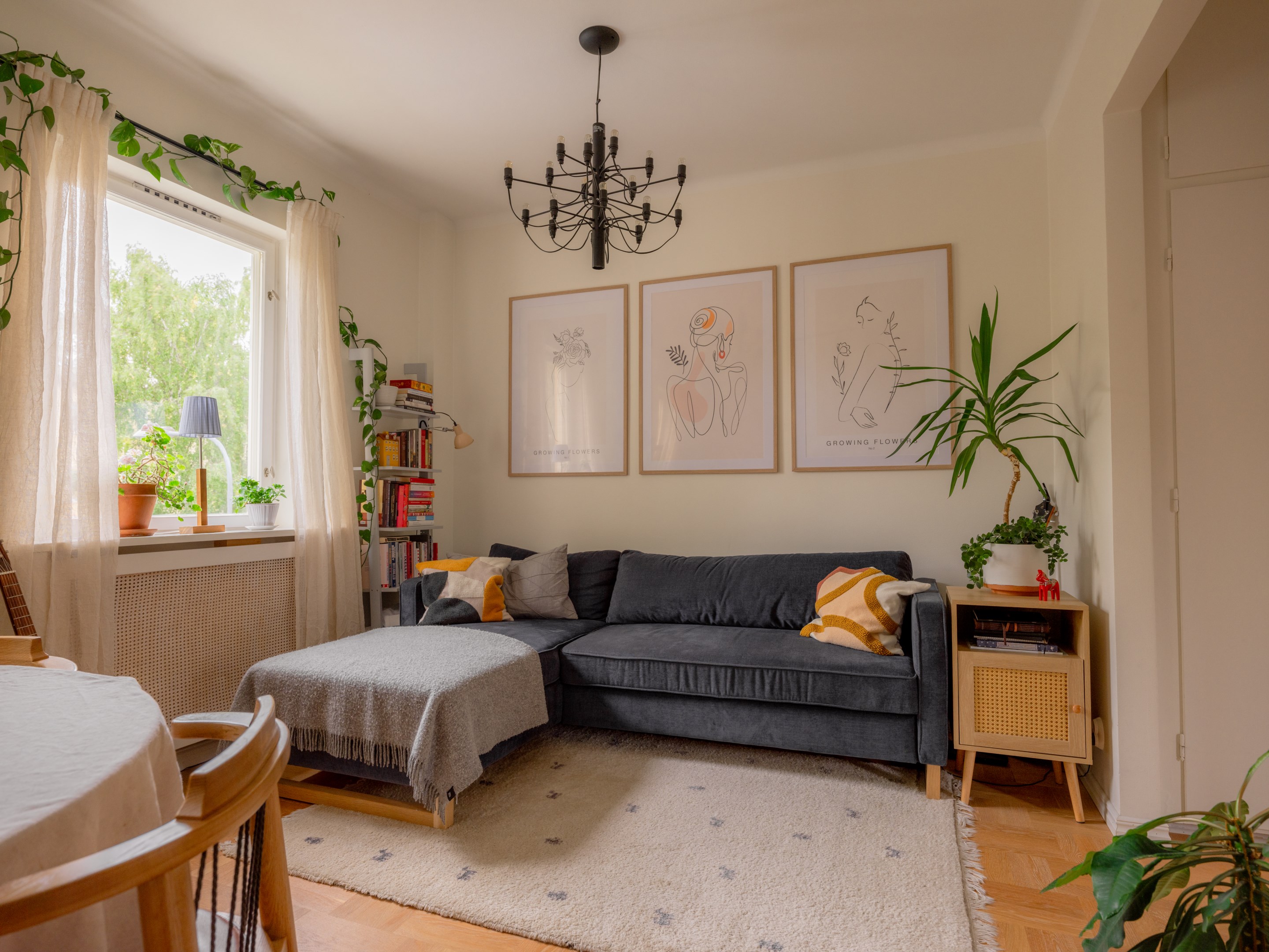 Bostadsbild från Cedergrensvägen 38, Till salu i Midsommarkransen, Stockholm