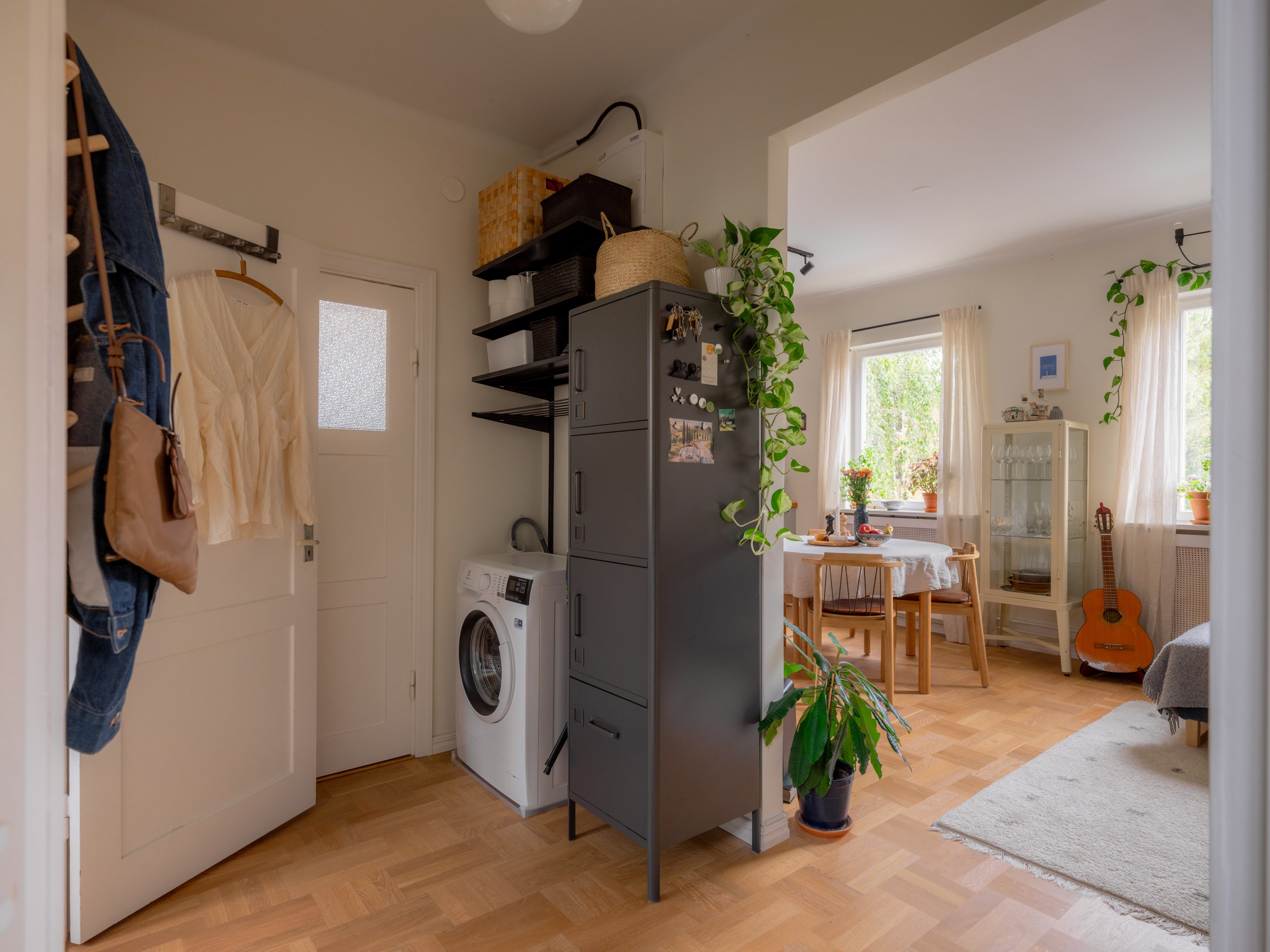 Bostadsbild från Cedergrensvägen 38, Till salu i Midsommarkransen, Stockholm
