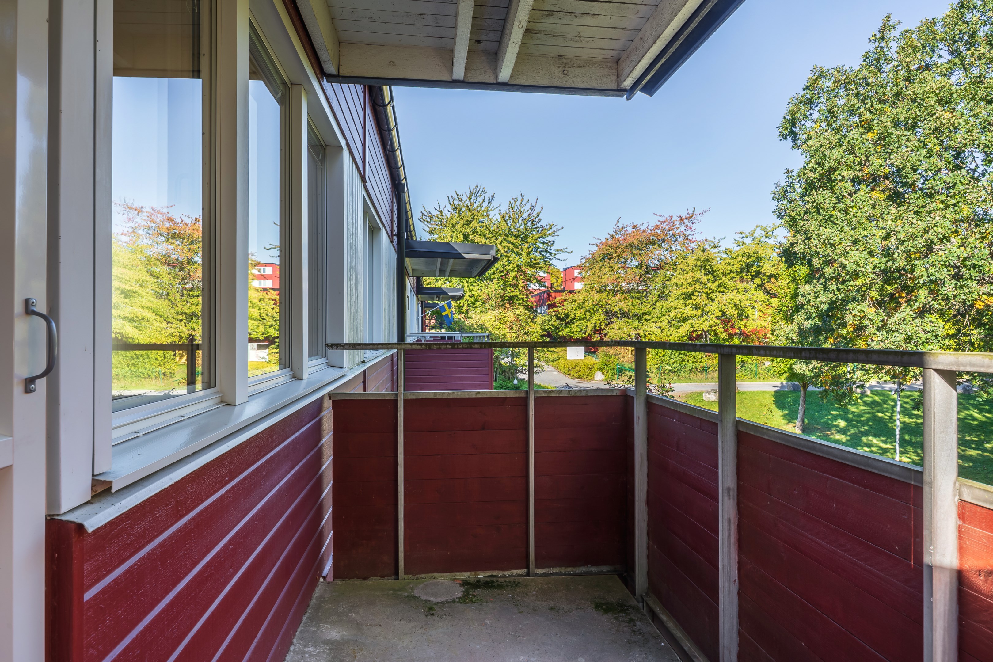 Bostadsbild från Ljuskärrsvägen 7, 2tr, Till salu i Ljuskärrsberget - Saltsjöbaden, Nacka