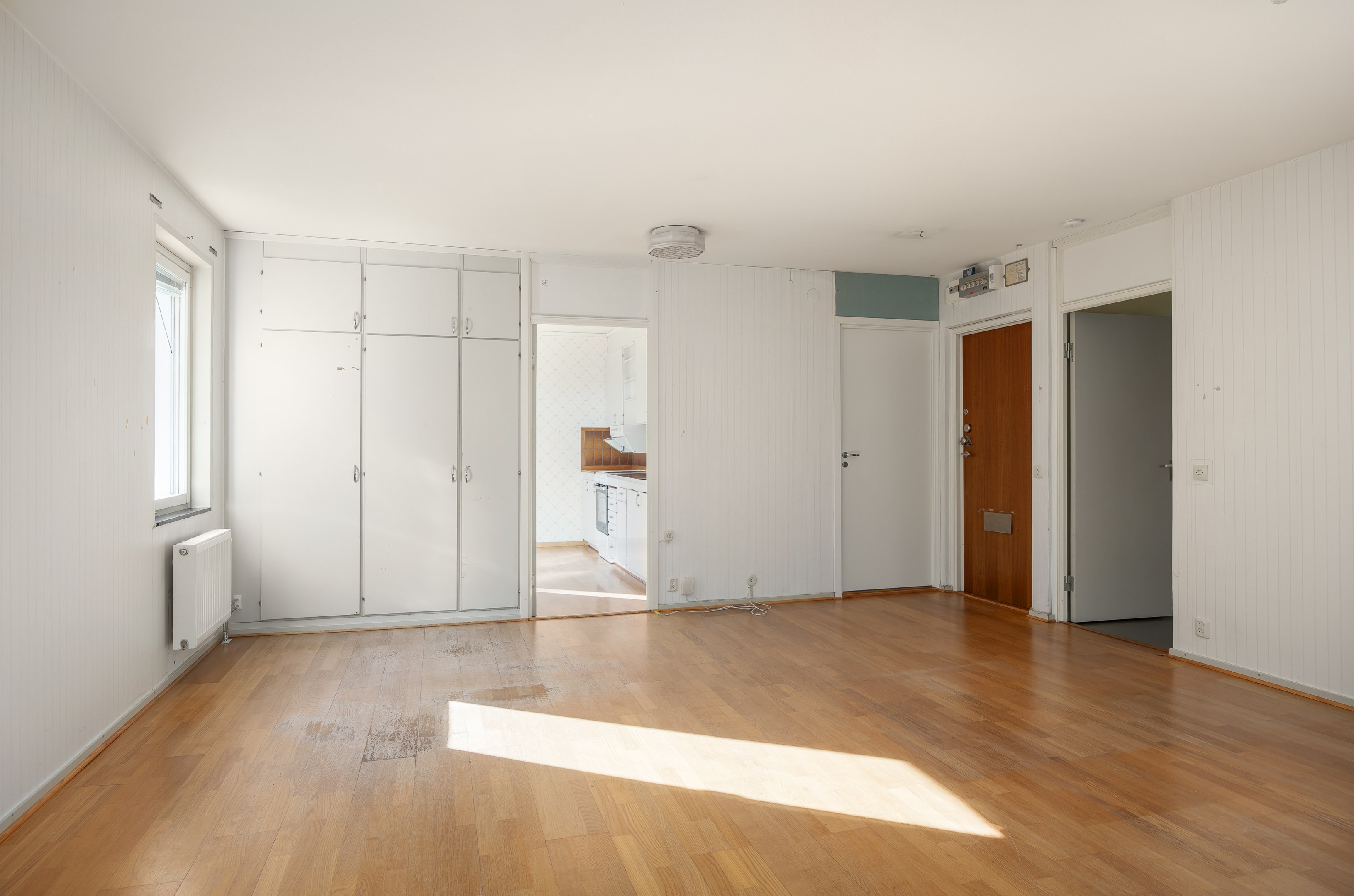 Bostadsbild från Ljuskärrsvägen 7, 2tr, Till salu i Ljuskärrsberget - Saltsjöbaden, Nacka
