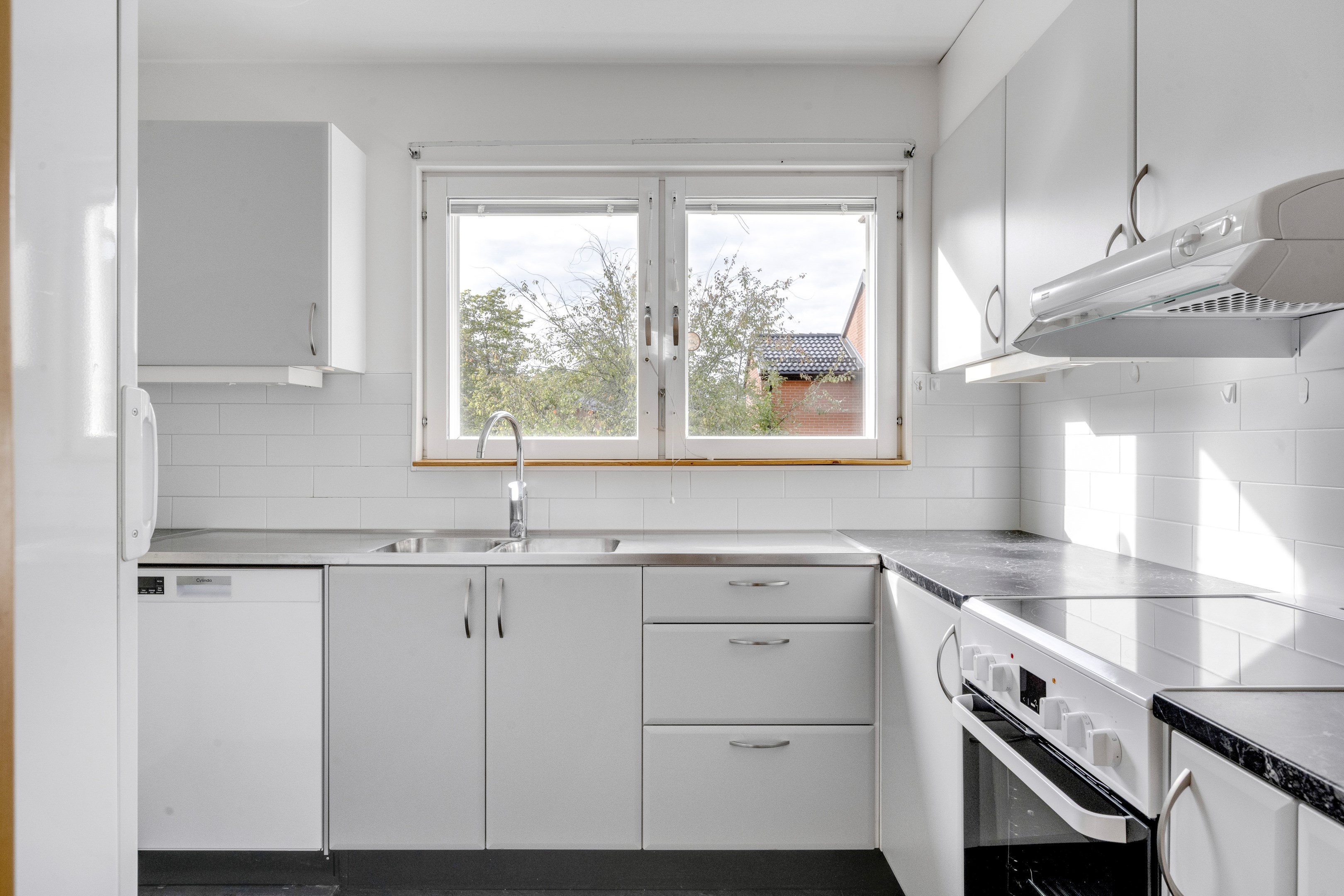 Bostadsbild från Von Bahrs väg 22, Till salu i Ling, Uppsala