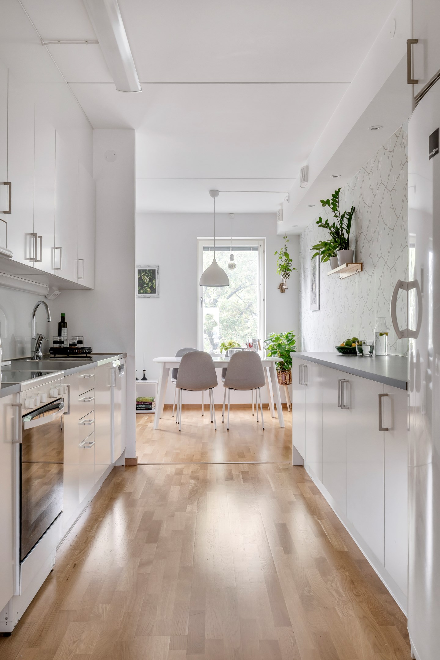 Bostadsbild från Herrhagsvägen 195, Till salu i Herrhagen, Uppsala