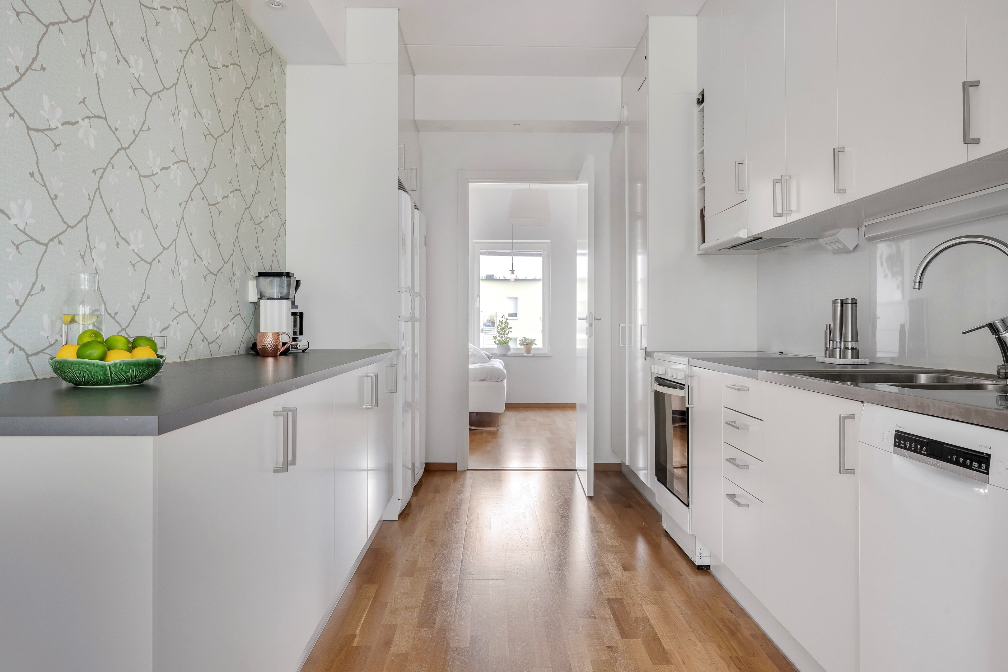 Bostadsbild från Herrhagsvägen 195, Till salu i Herrhagen, Uppsala