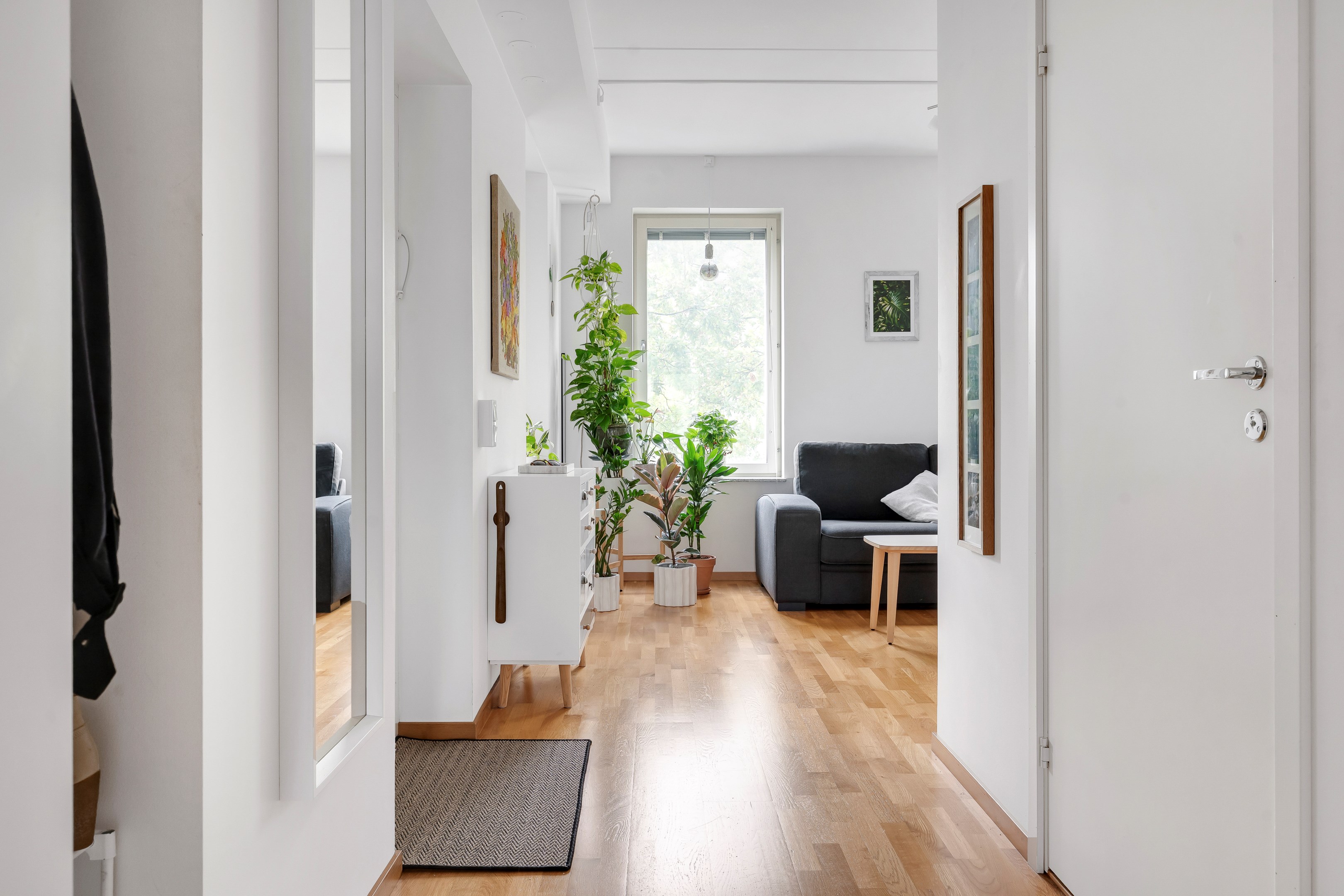Bostadsbild från Herrhagsvägen 195, Till salu i Herrhagen, Uppsala