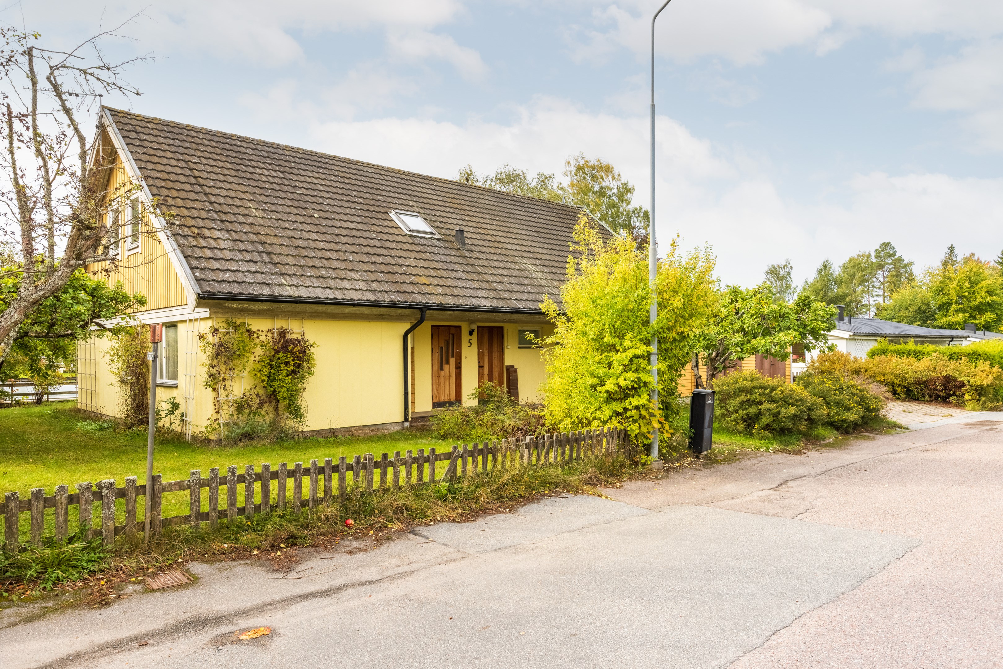 Bostadsbild från Ekorrvägen 5, Kommande i Storvreta, Uppsala
