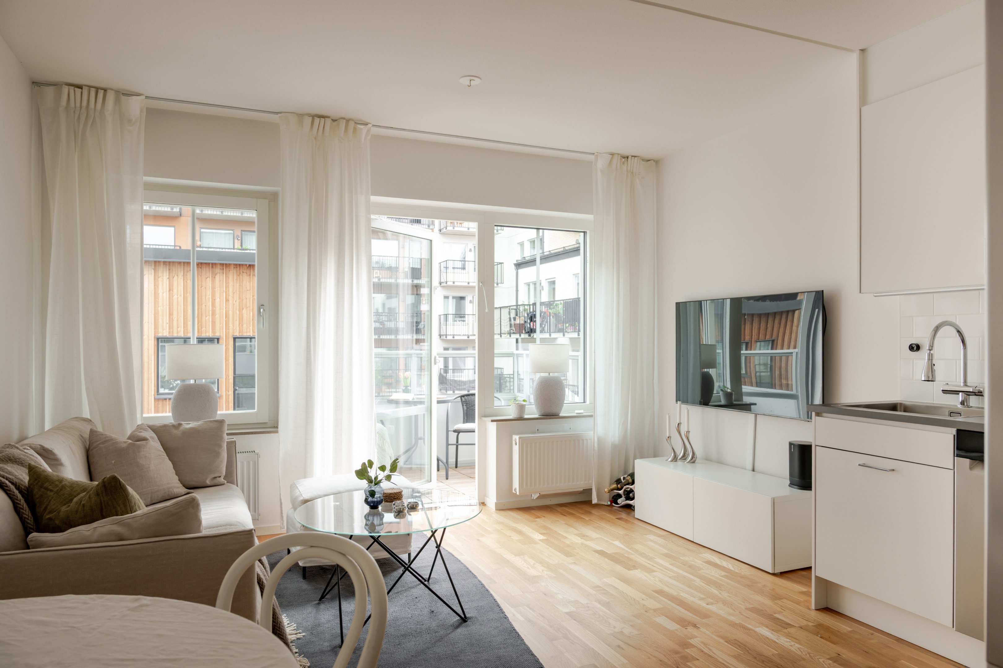 Bostadsbild från Radiusbacken 49, Kommande i Midsommarkransen, Stockholm