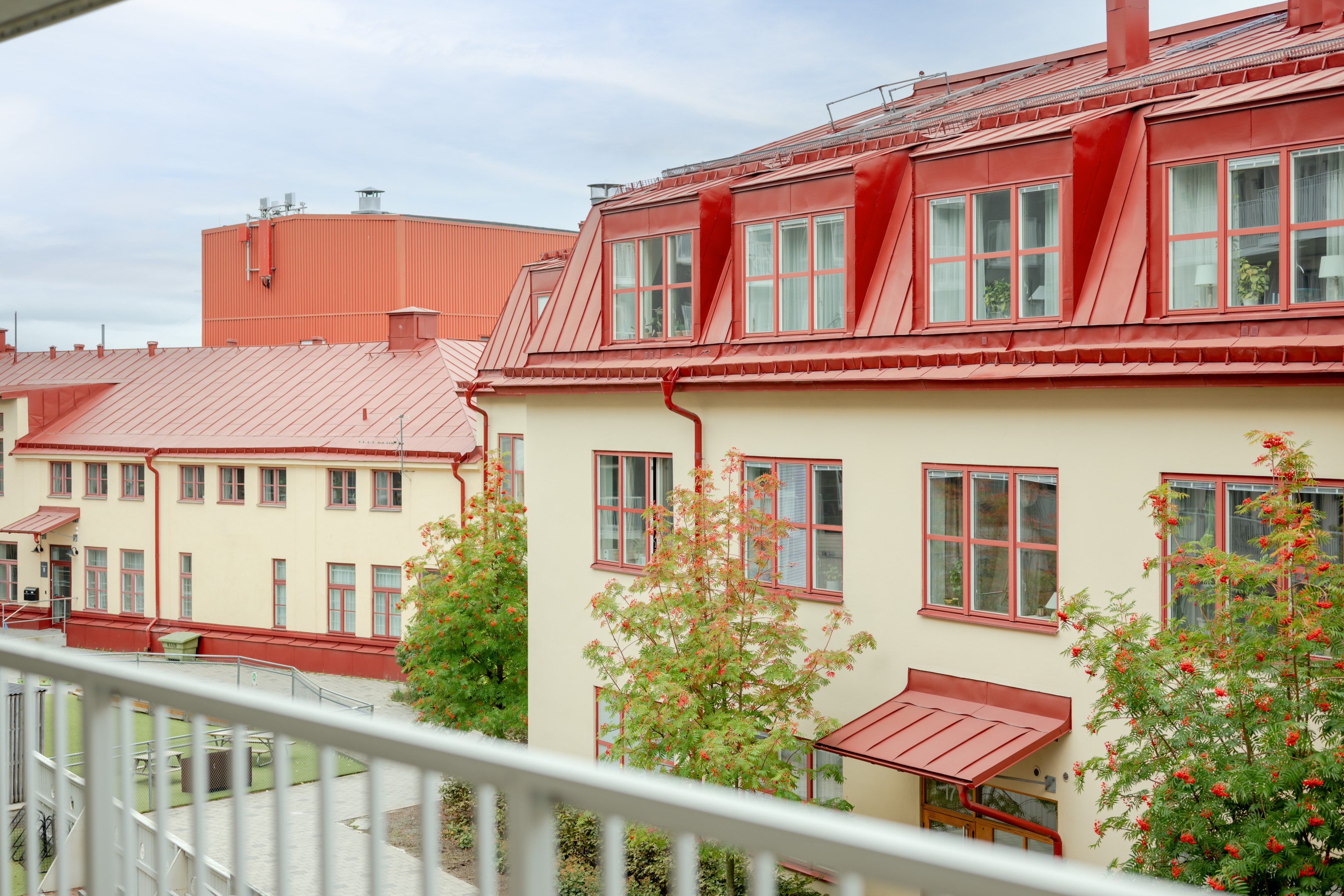 Bostadsbild från Radiusbacken 49, Kommande i Midsommarkransen, Stockholm