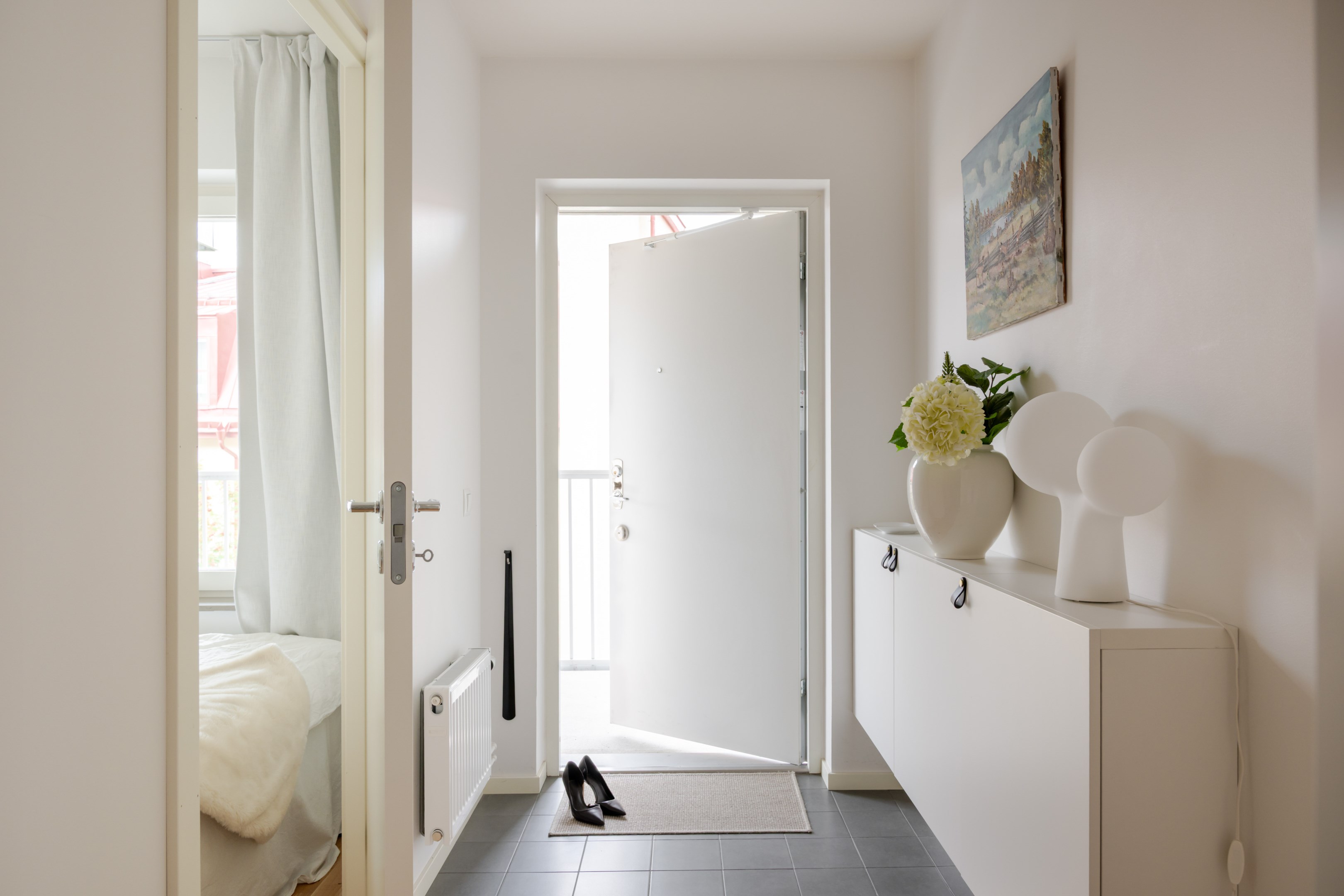Bostadsbild från Radiusbacken 49, Kommande i Midsommarkransen, Stockholm