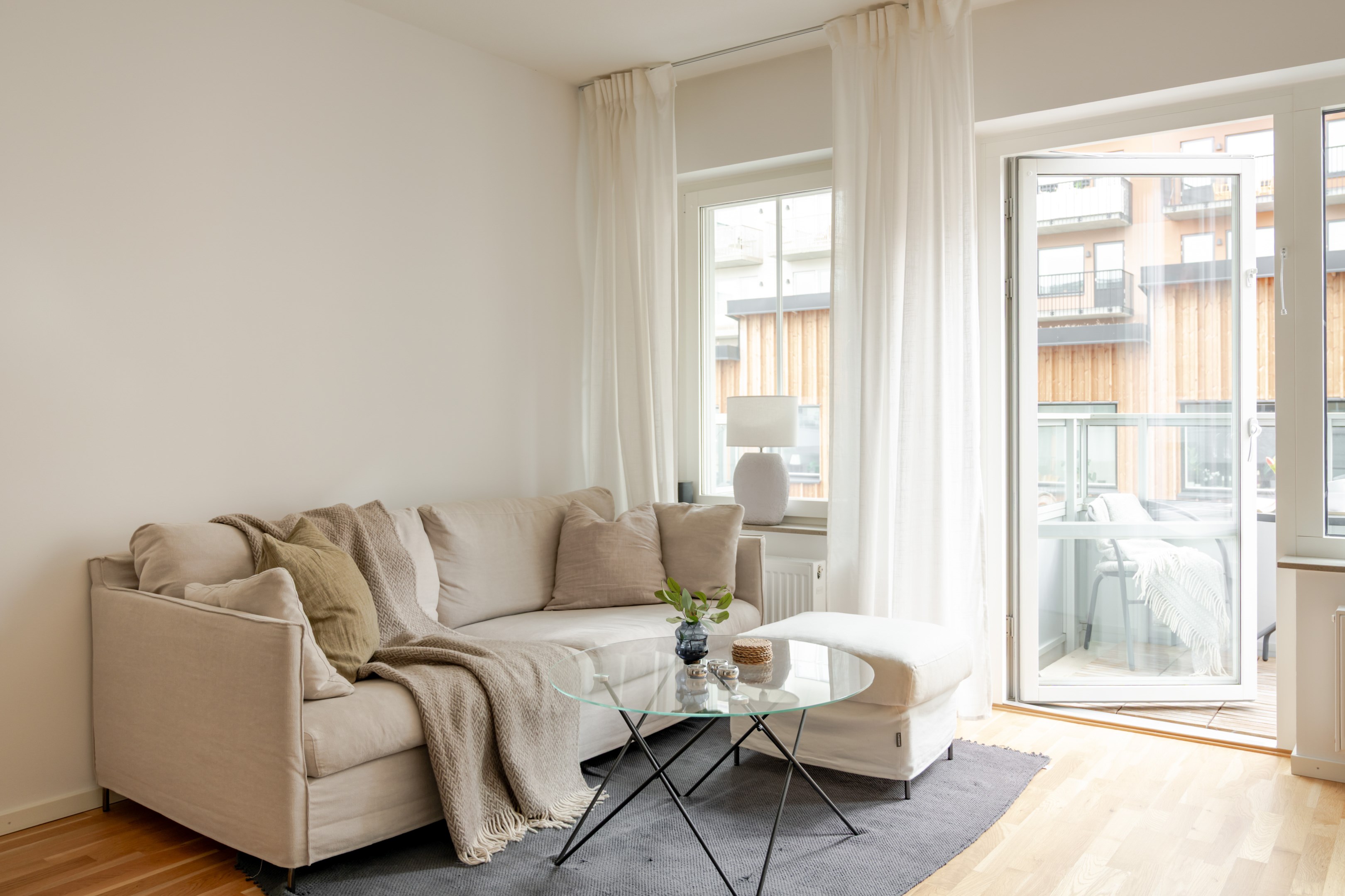Bostadsbild från Radiusbacken 49, Kommande i Midsommarkransen, Stockholm