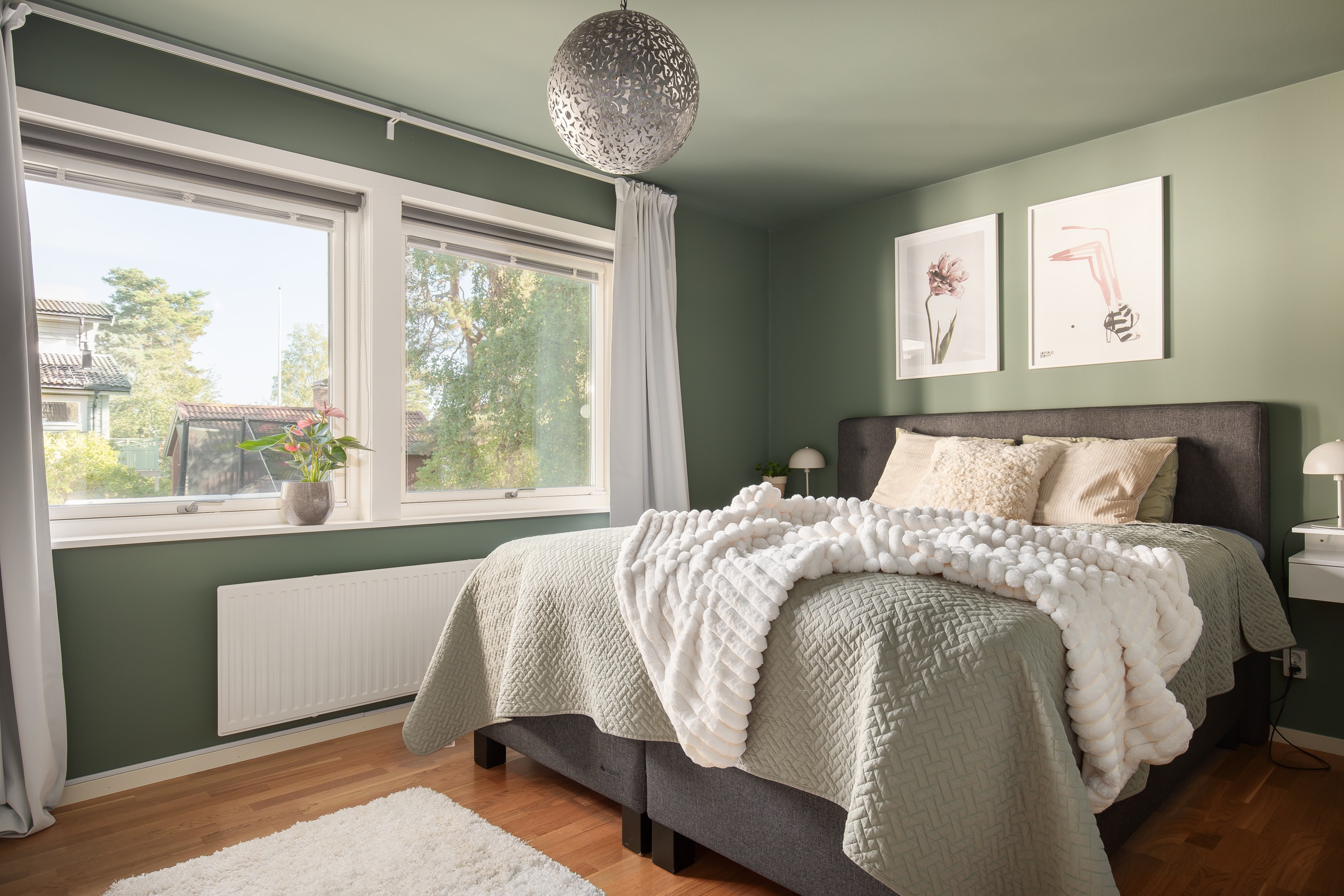 Bostadsbild från Solstigen 18, Till salu i Skuru, Nacka