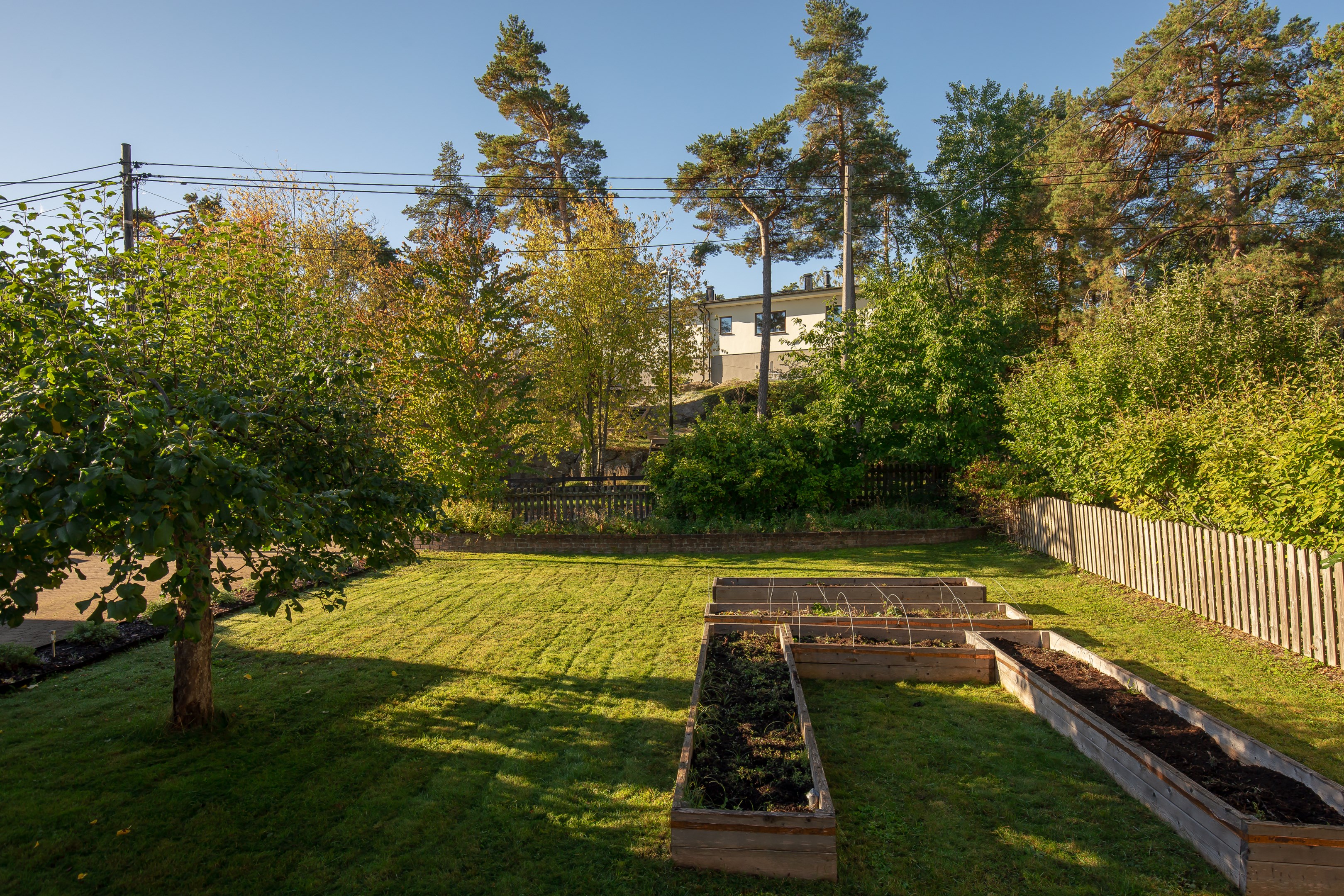 Bostadsbild från Solstigen 18, Till salu i Skuru, Nacka