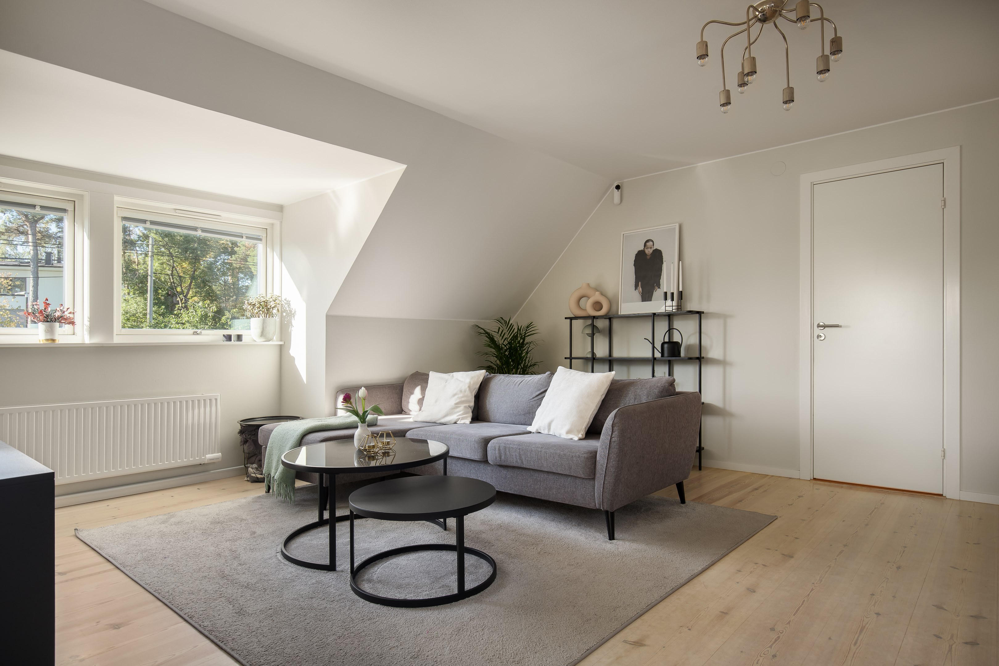 Bostadsbild från Solstigen 18, Till salu i Skuru, Nacka