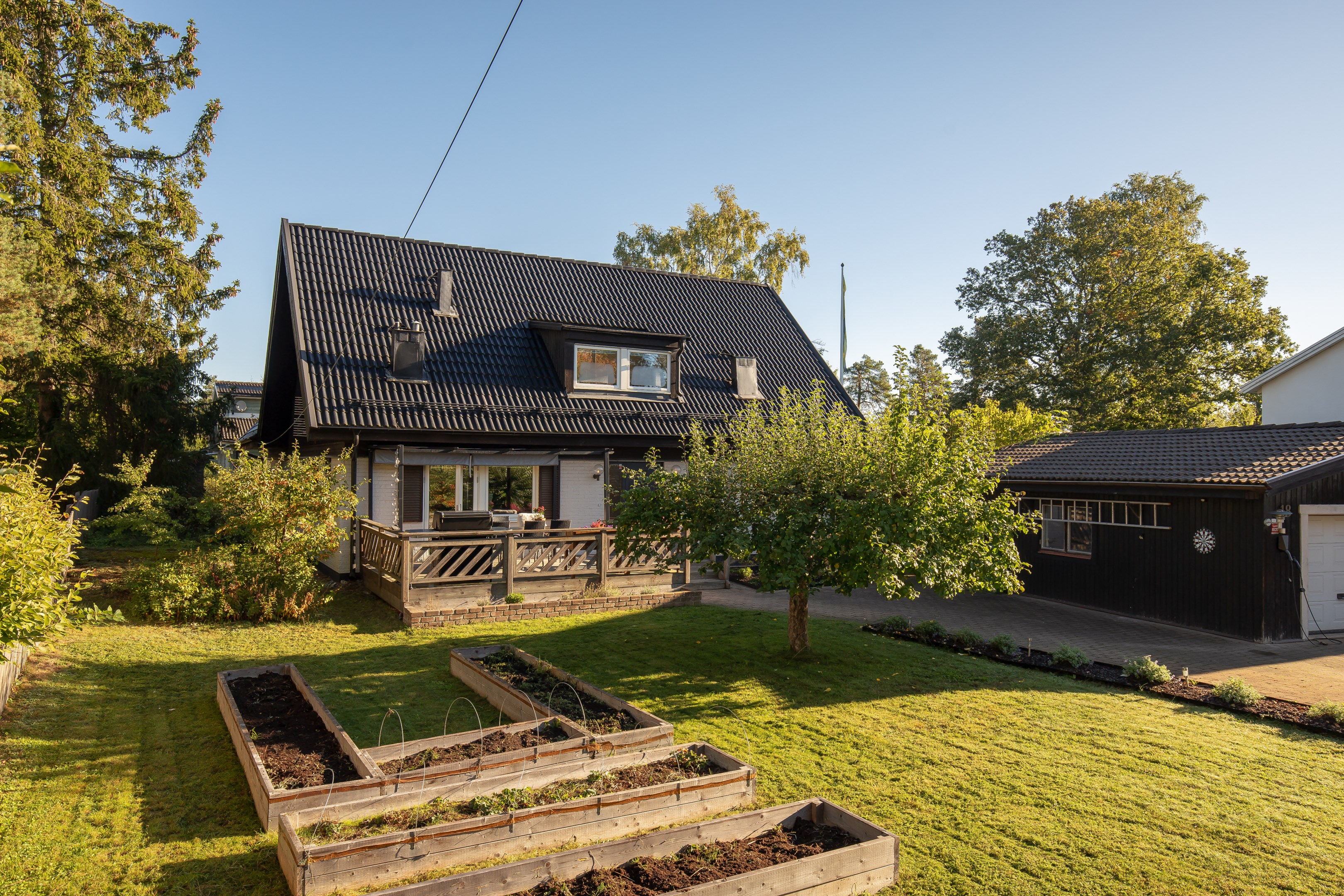 Bostadsbild från Solstigen 18, Till salu i Skuru, Nacka