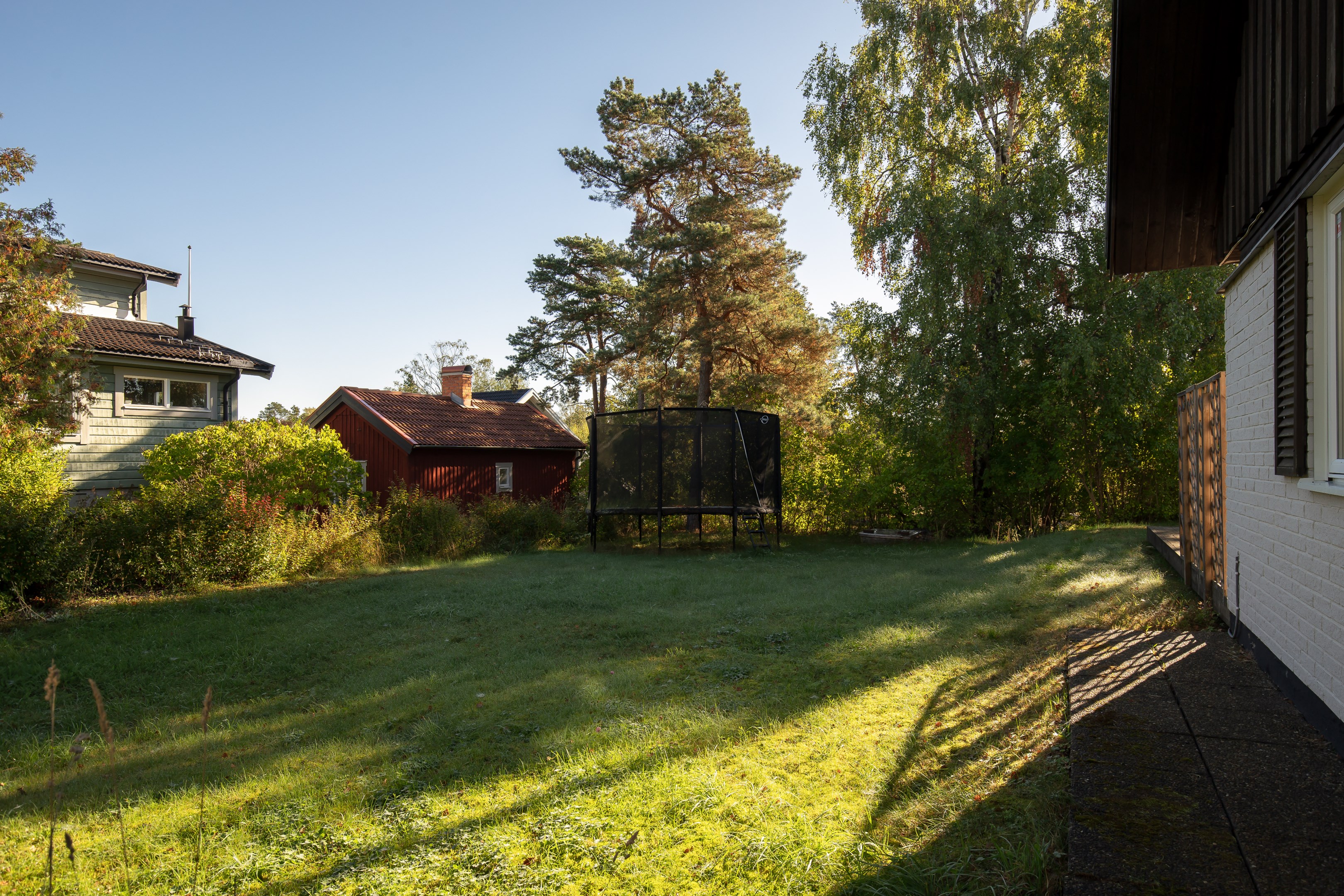 Bostadsbild från Solstigen 18, Till salu i Skuru, Nacka