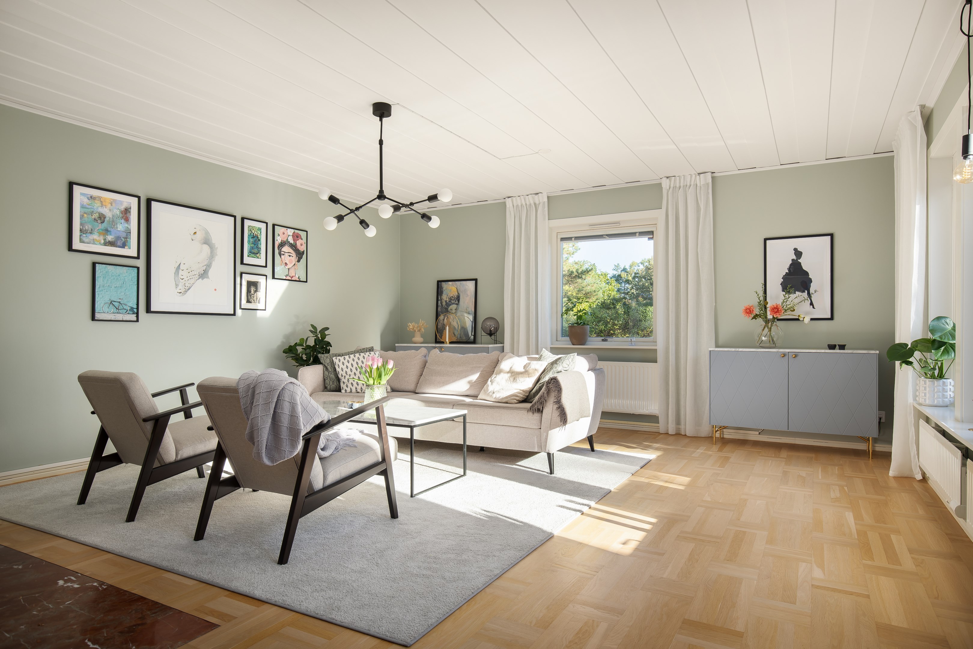Bostadsbild från Solstigen 18, Till salu i Skuru, Nacka