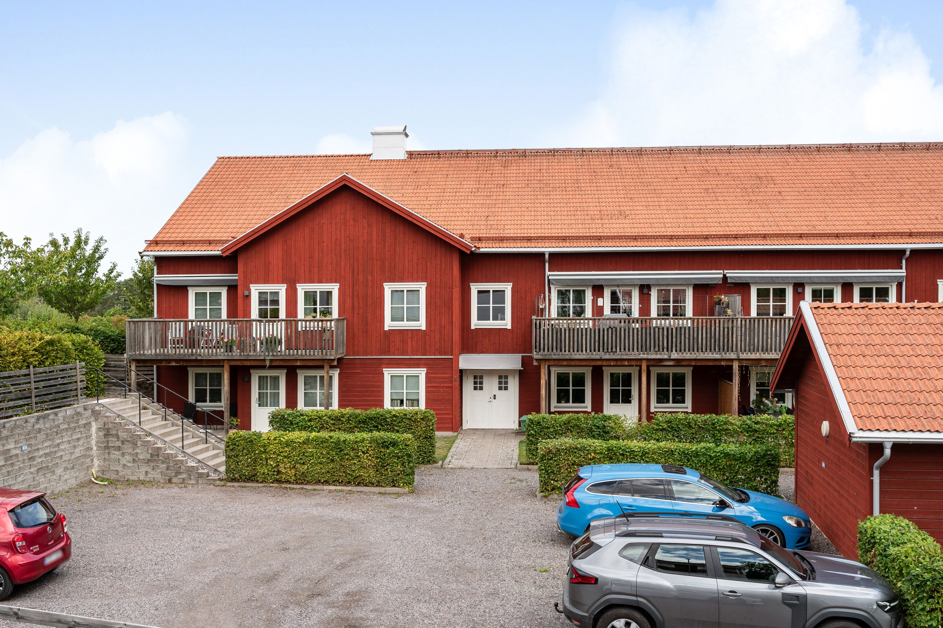1 p-plats ingår i avgiften