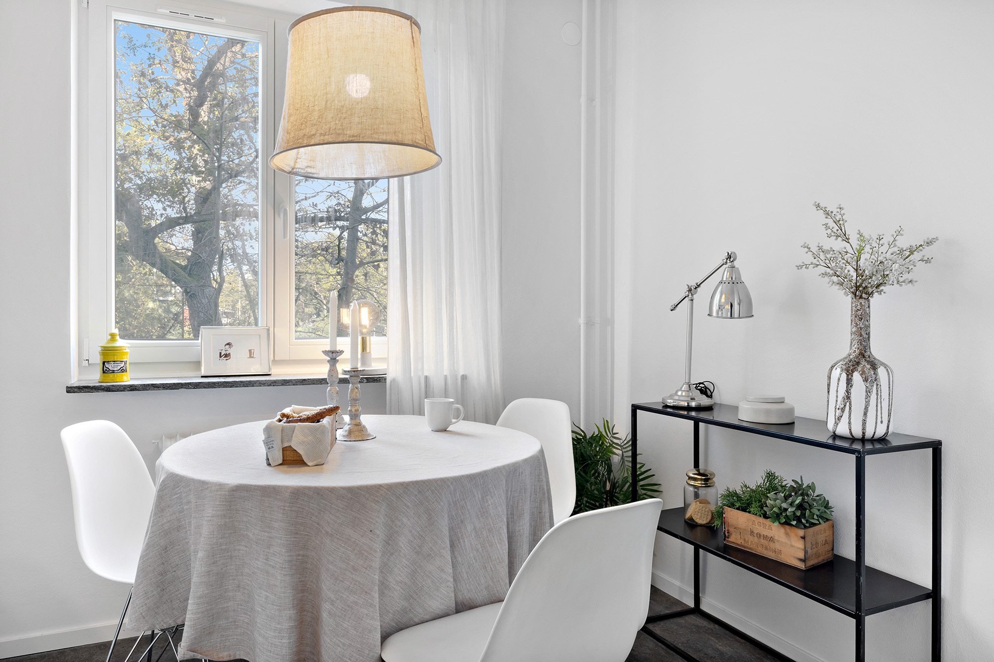 Bostadsbild från Mellanbergsvägen 2, Till salu i Tollare, Nacka
