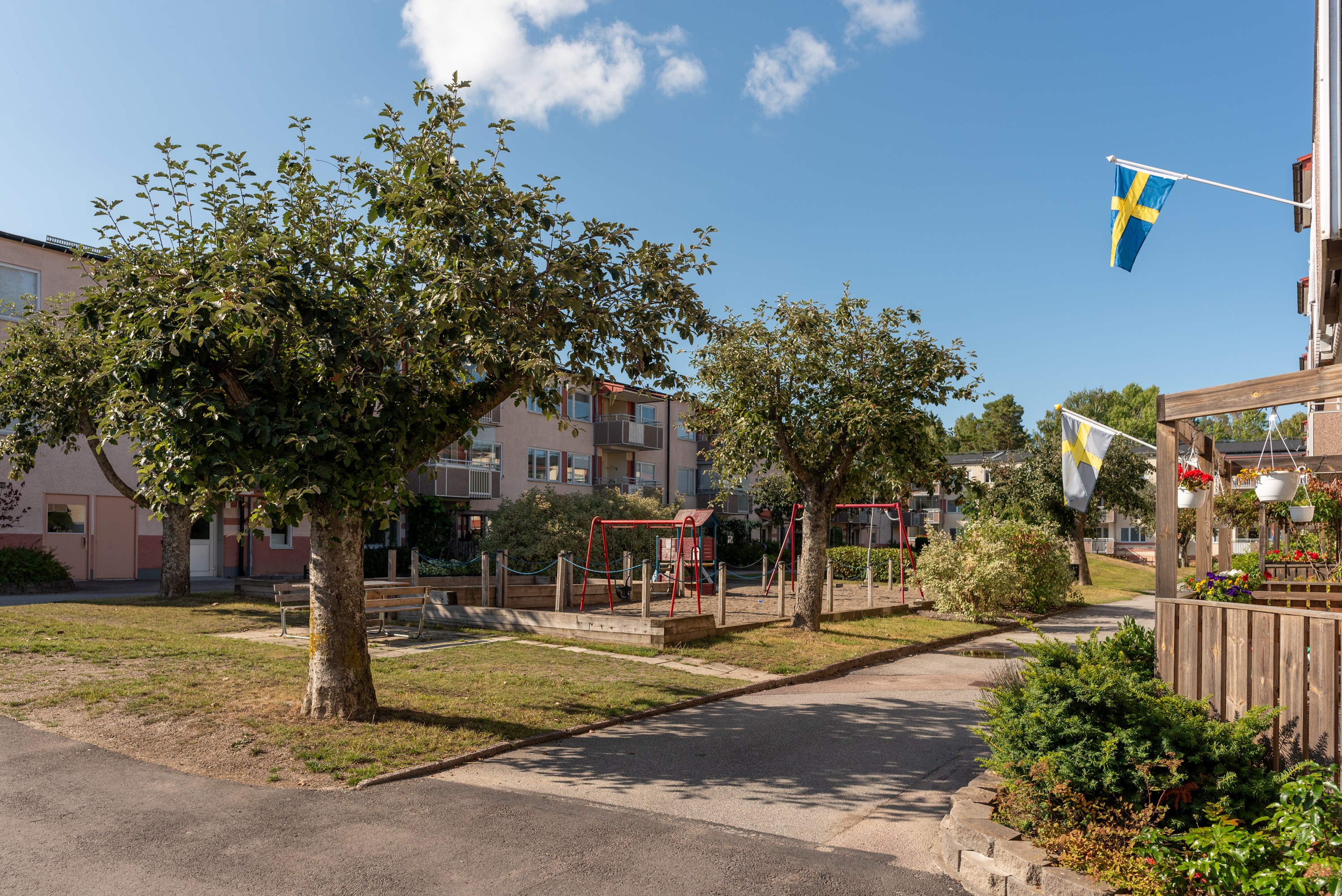 Bostadsbild från Morkullegatan 30, Såld i Råby, Västerås