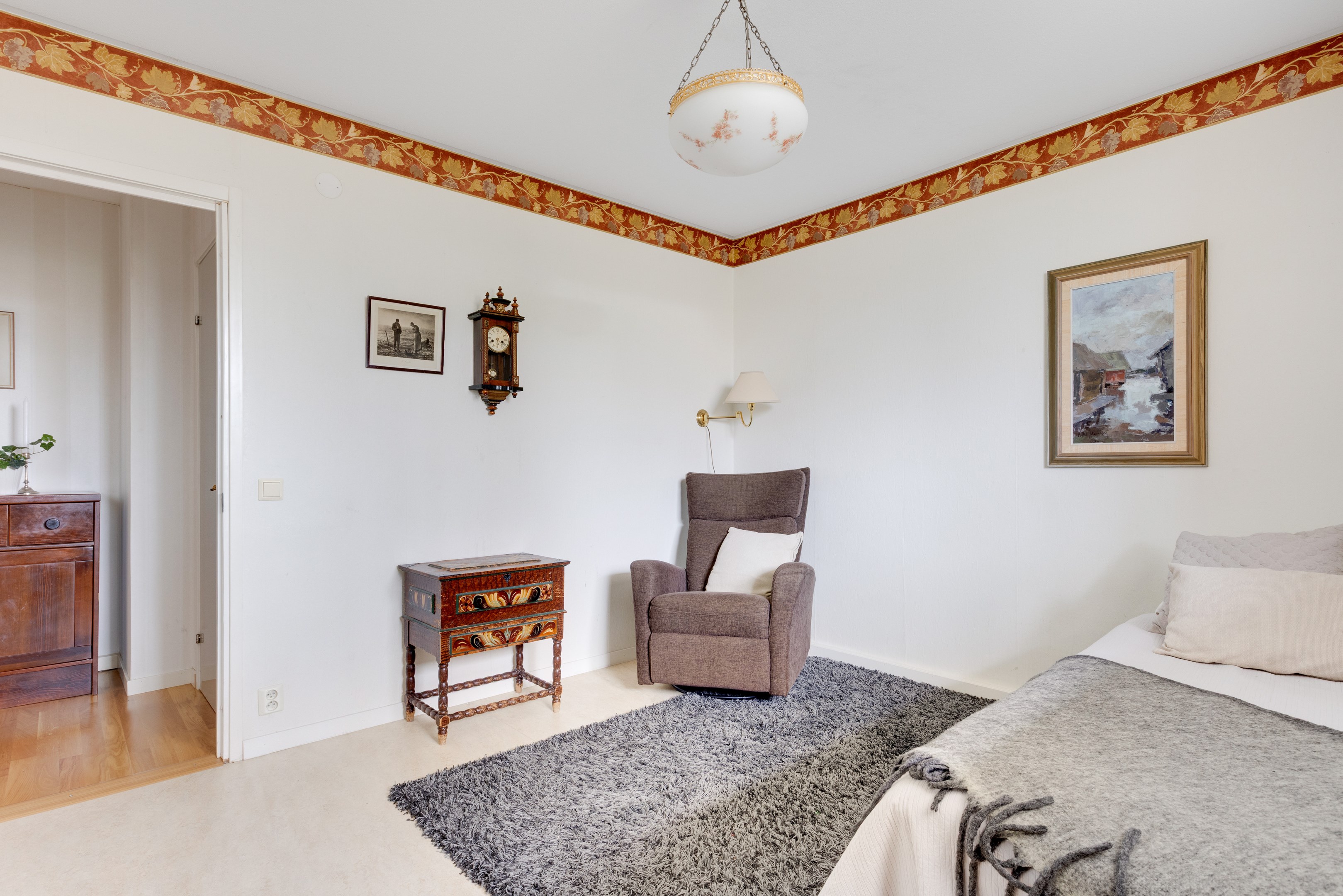 Bostadsbild från Gräslöksgatan 8, Till salu i Årsta, Uppsala