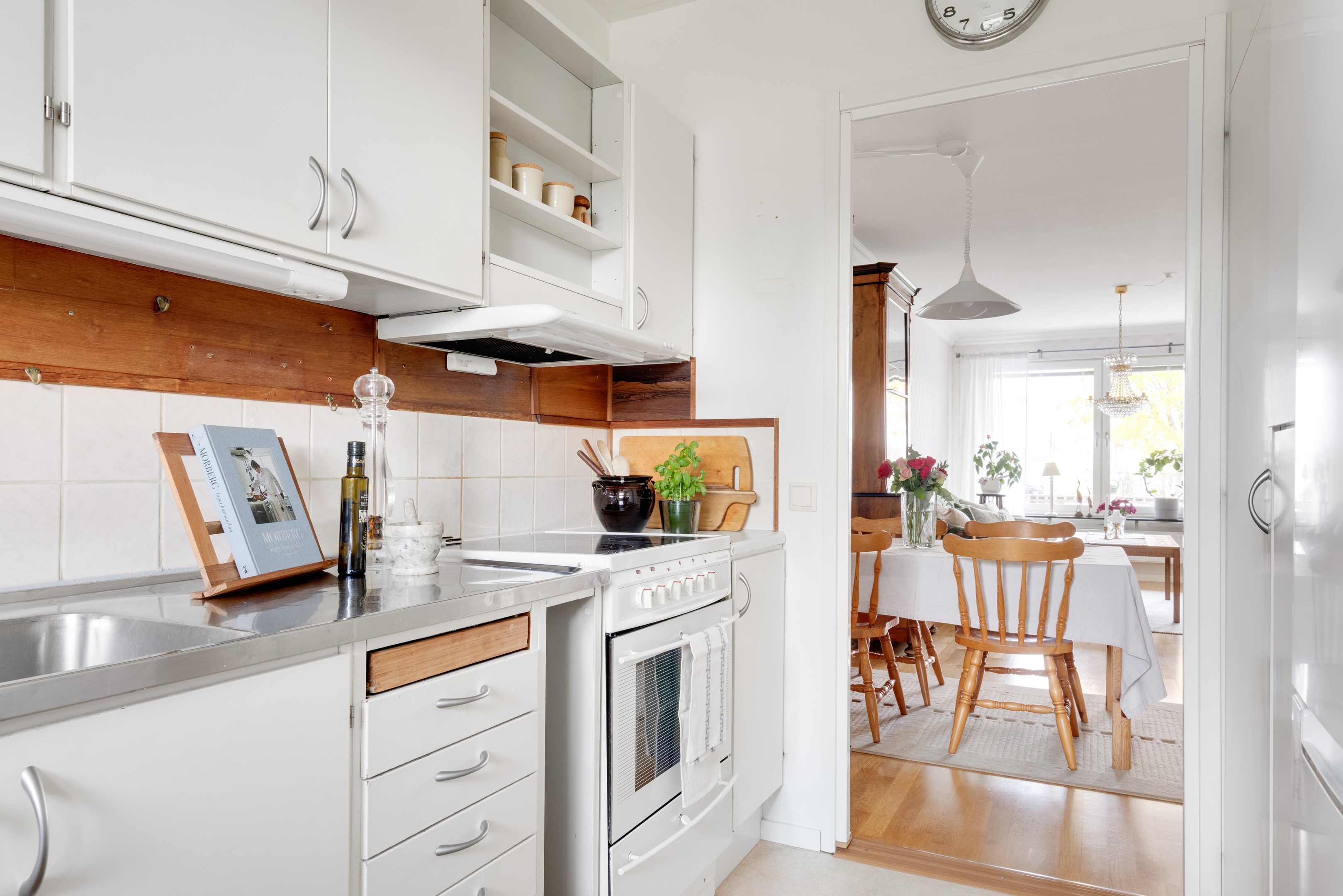 Bostadsbild från Gräslöksgatan 8, Till salu i Årsta, Uppsala