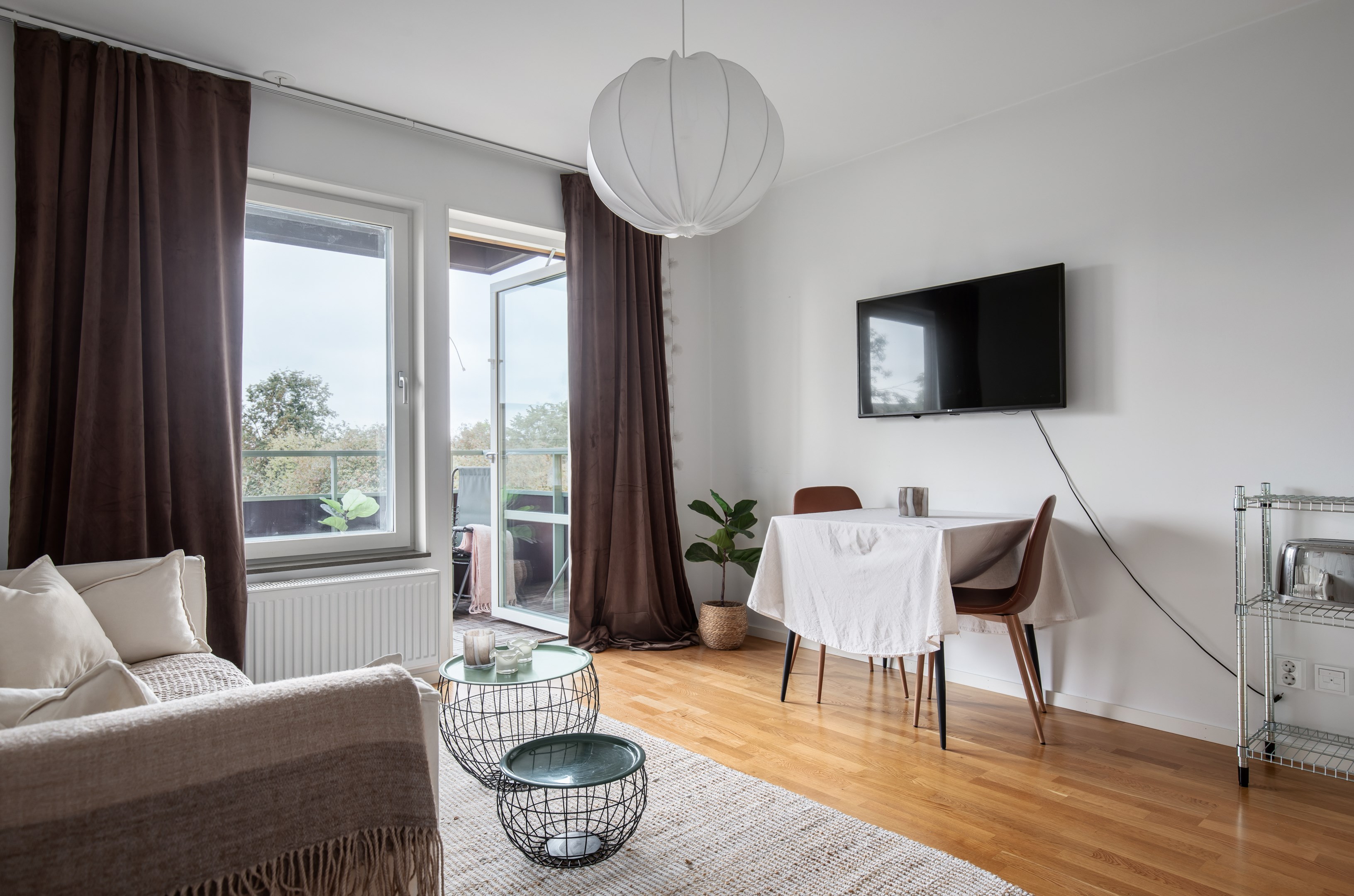 Bostadsbild från Edövägen 7I 2tr, Till salu i Västra Orminge, Nacka