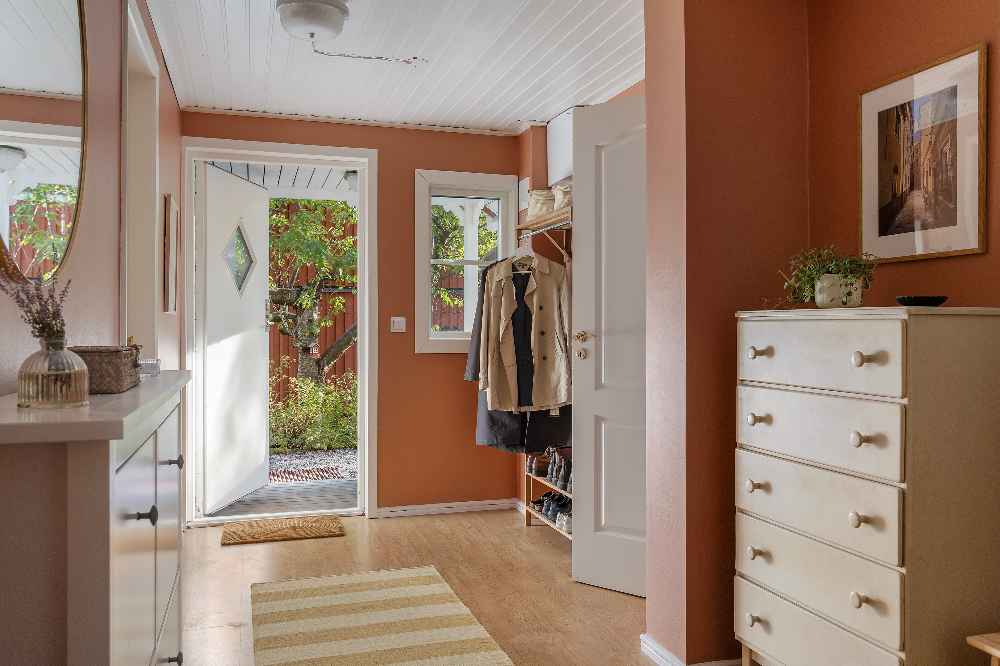 Bostadsbild från Klysvägen 3, Kommande i Södra kopparmora, Värmdö