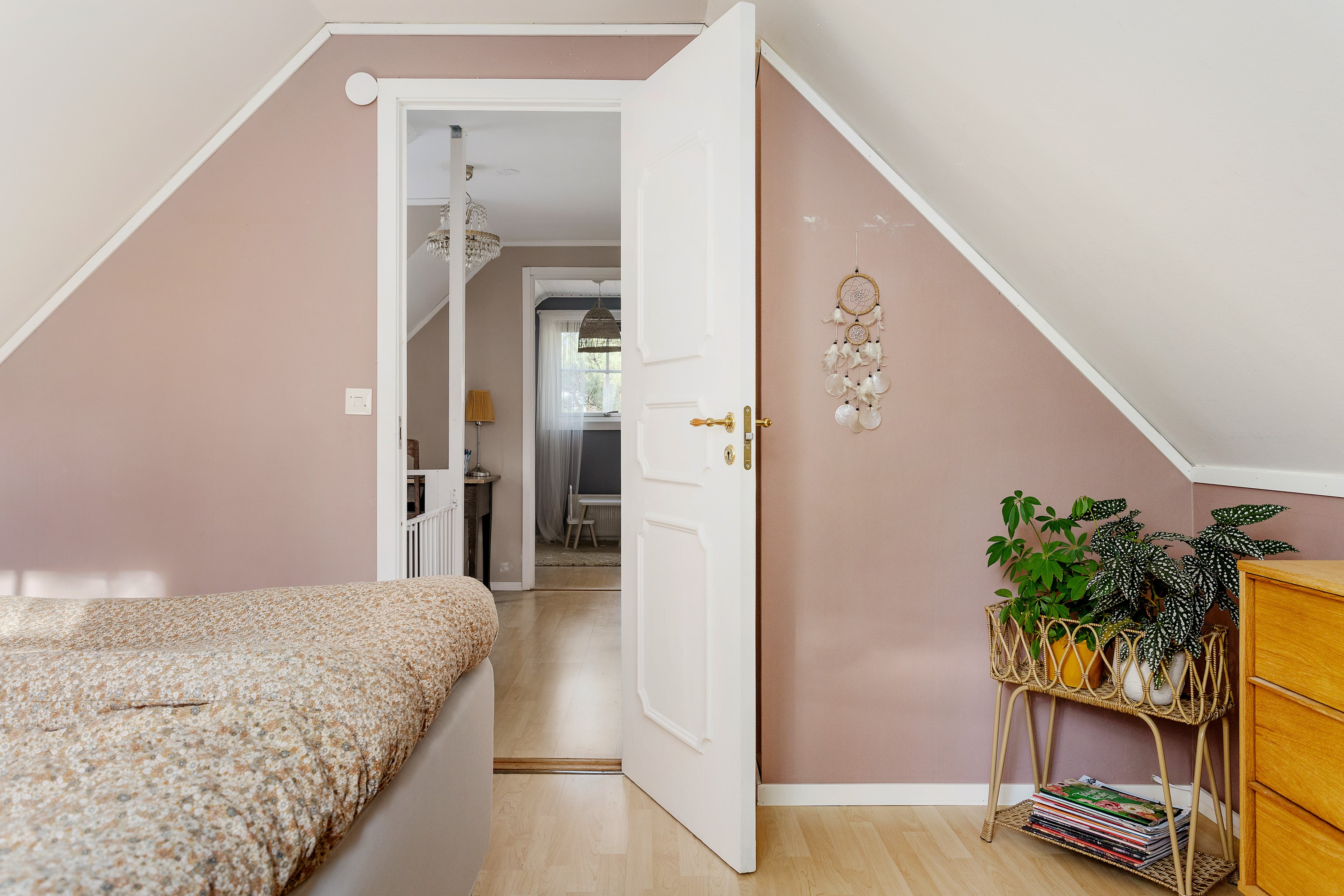 Bostadsbild från Klysvägen 3, Kommande i Södra kopparmora, Värmdö