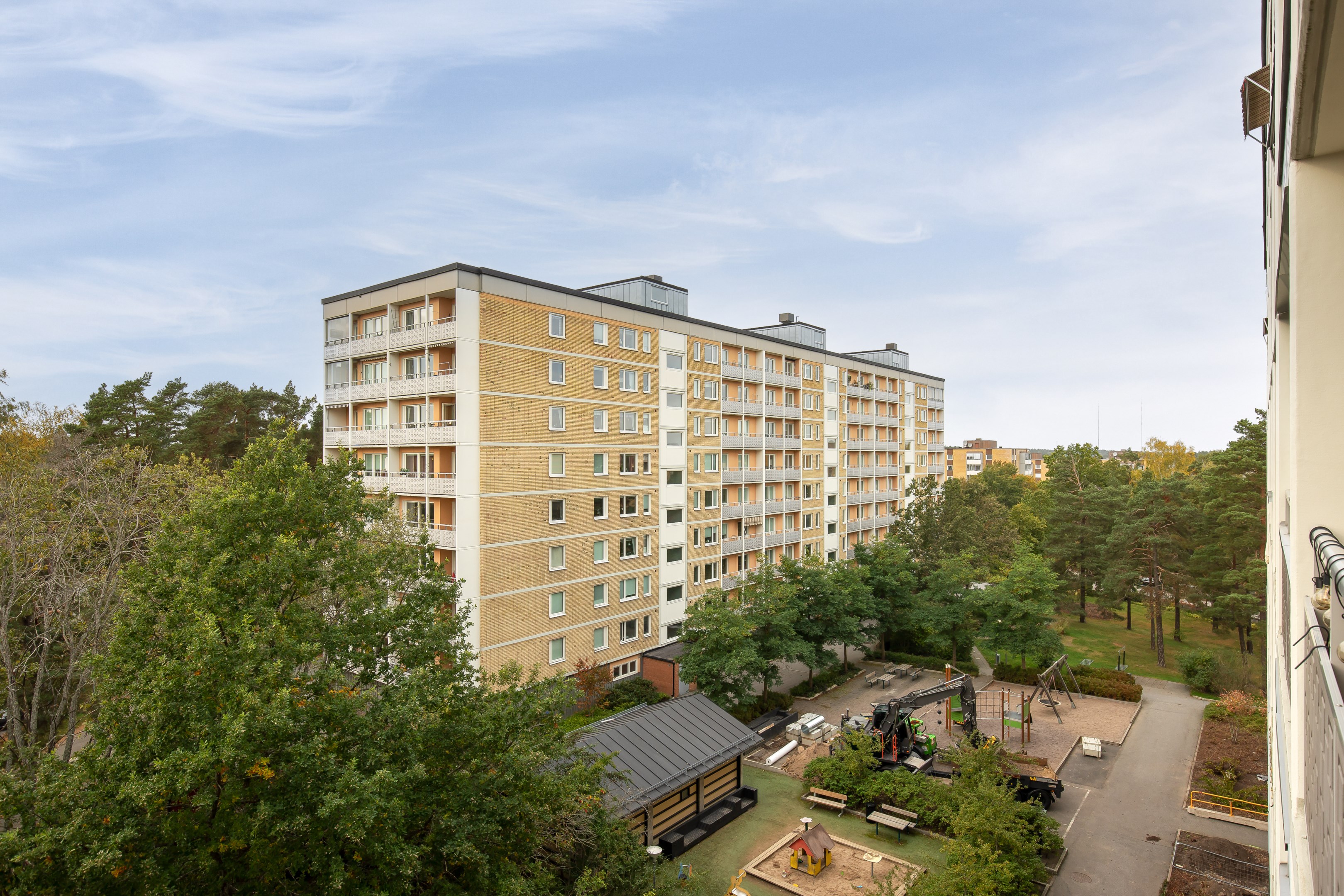 Bostadsbild från Oxelvägen 37, Till salu i Älta, Nacka