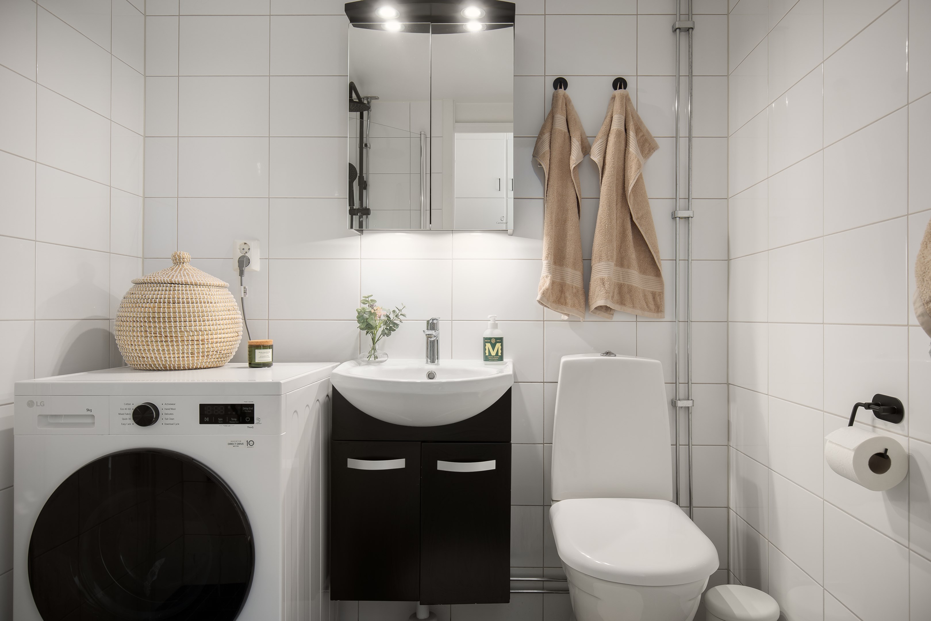 Bostadsbild från Oxelvägen 37, Till salu i Älta, Nacka