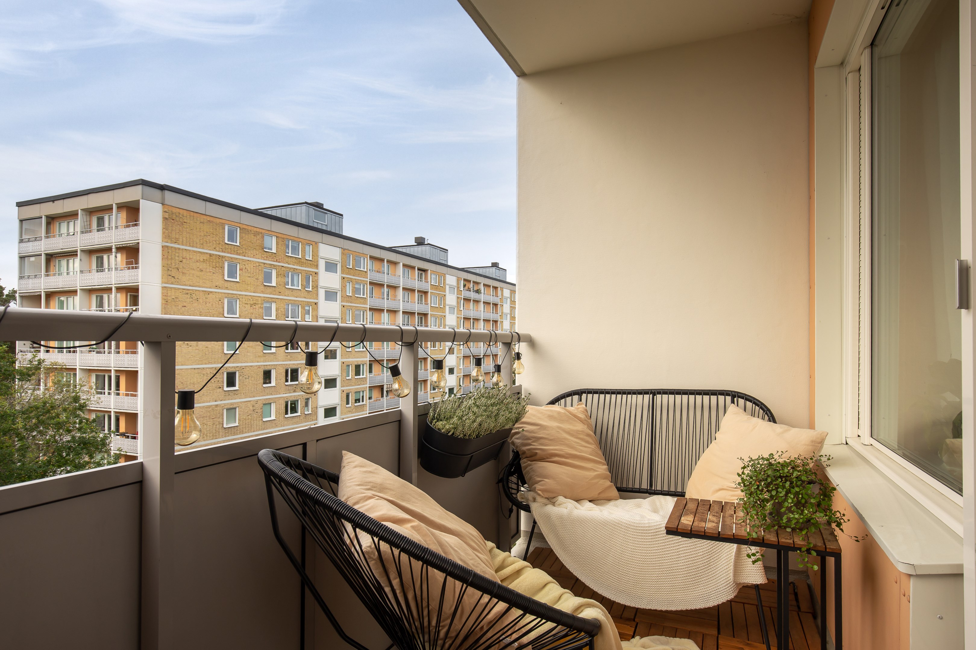 Bostadsbild från Oxelvägen 37, Till salu i Älta, Nacka