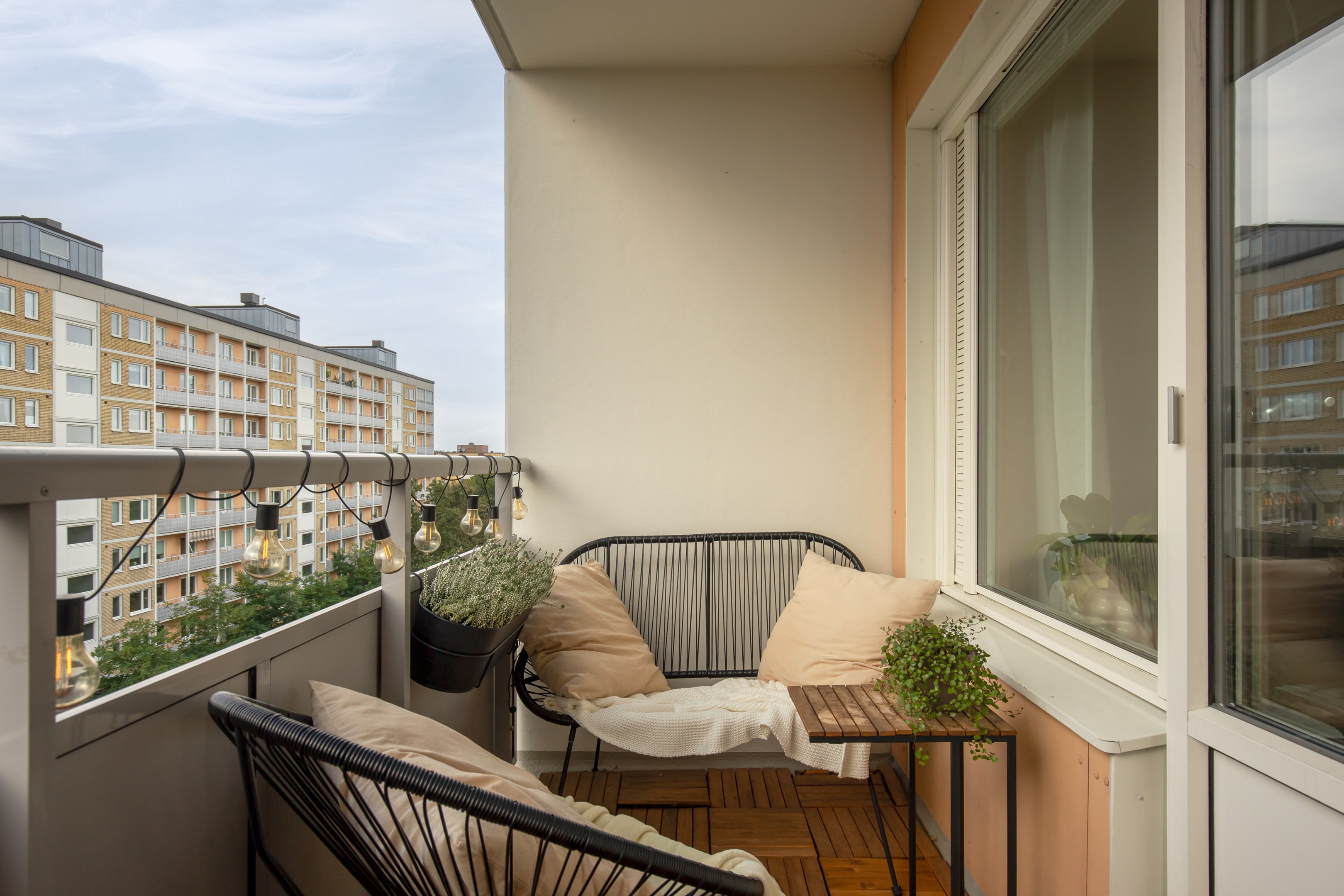 Bostadsbild från Oxelvägen 37, Till salu i Älta, Nacka