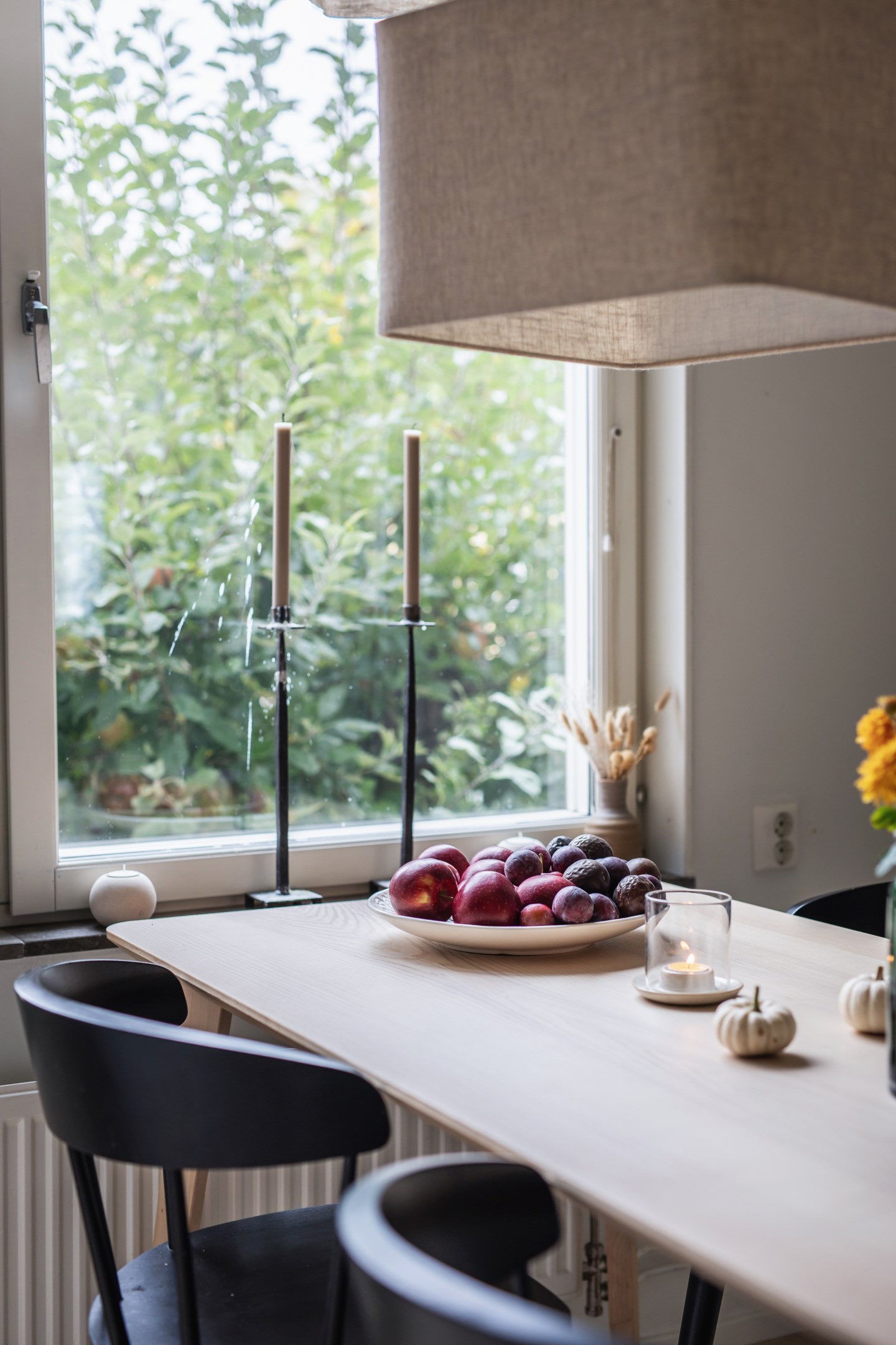 Bostadsbild från Järla Gårdsväg 33, Kommande i Järla sjö, Nacka