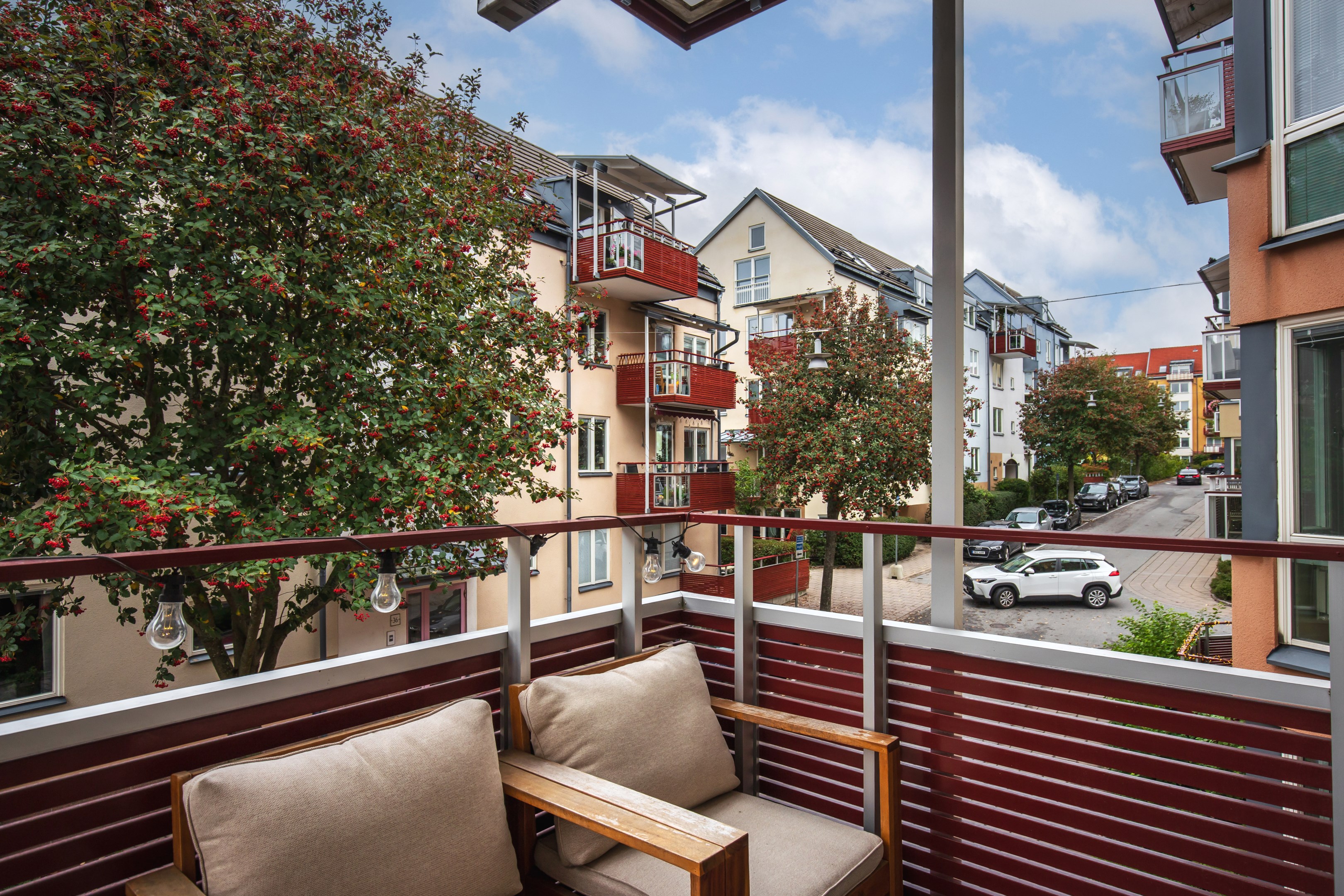 Bostadsbild från Järla Gårdsväg 33, Kommande i Järla sjö, Nacka