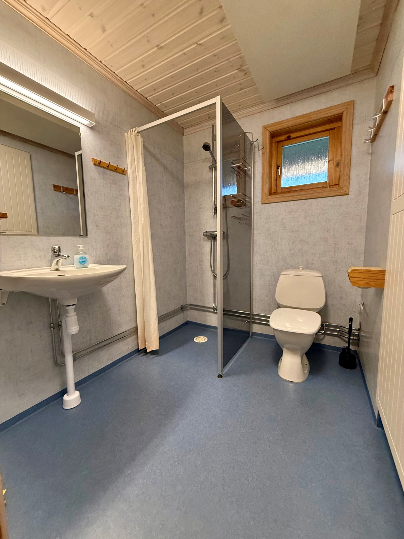 Badrum, dusch o wc