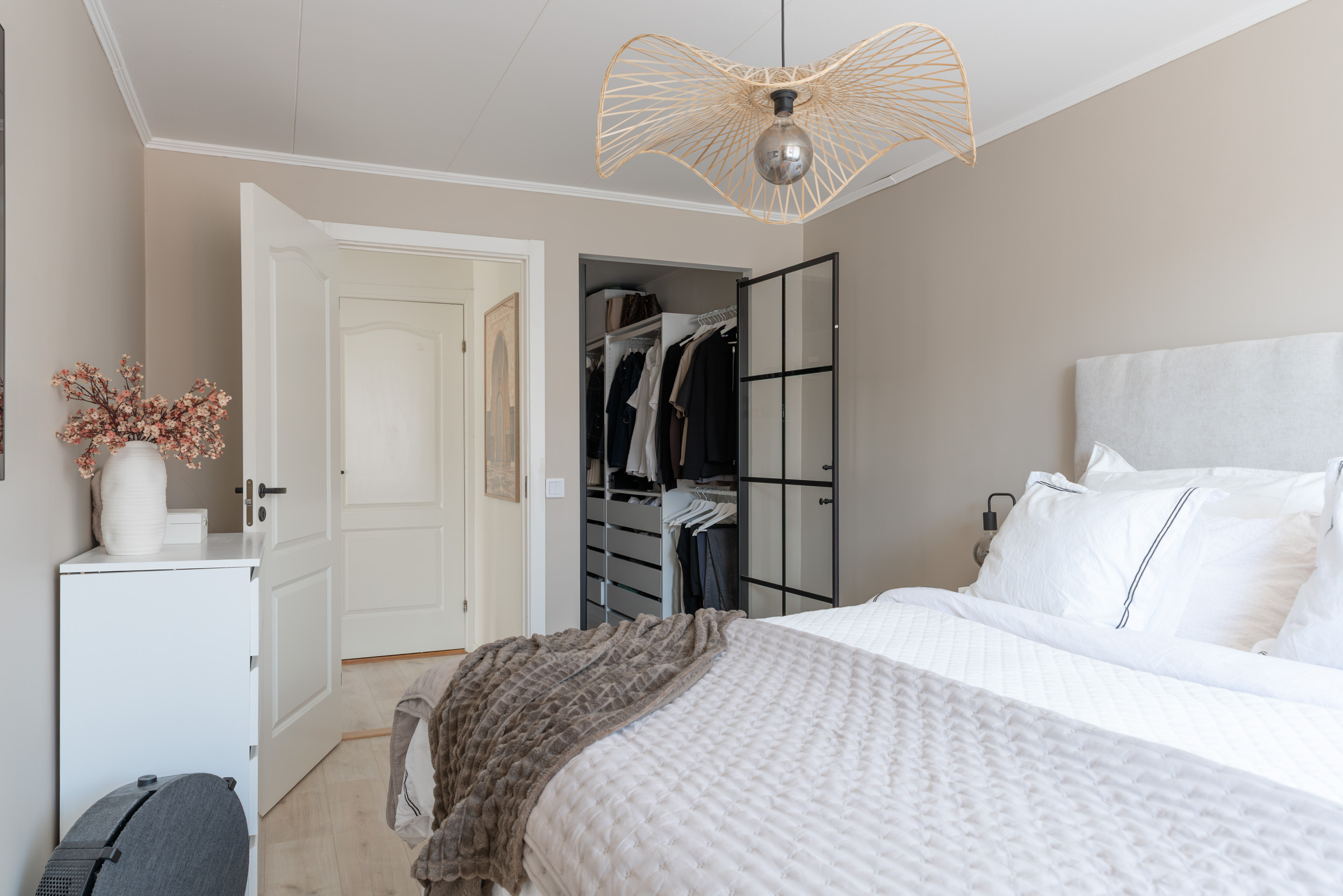 Bostadsbild från Bandverksgatan 64, Kommande i Bäckby, Västerås
