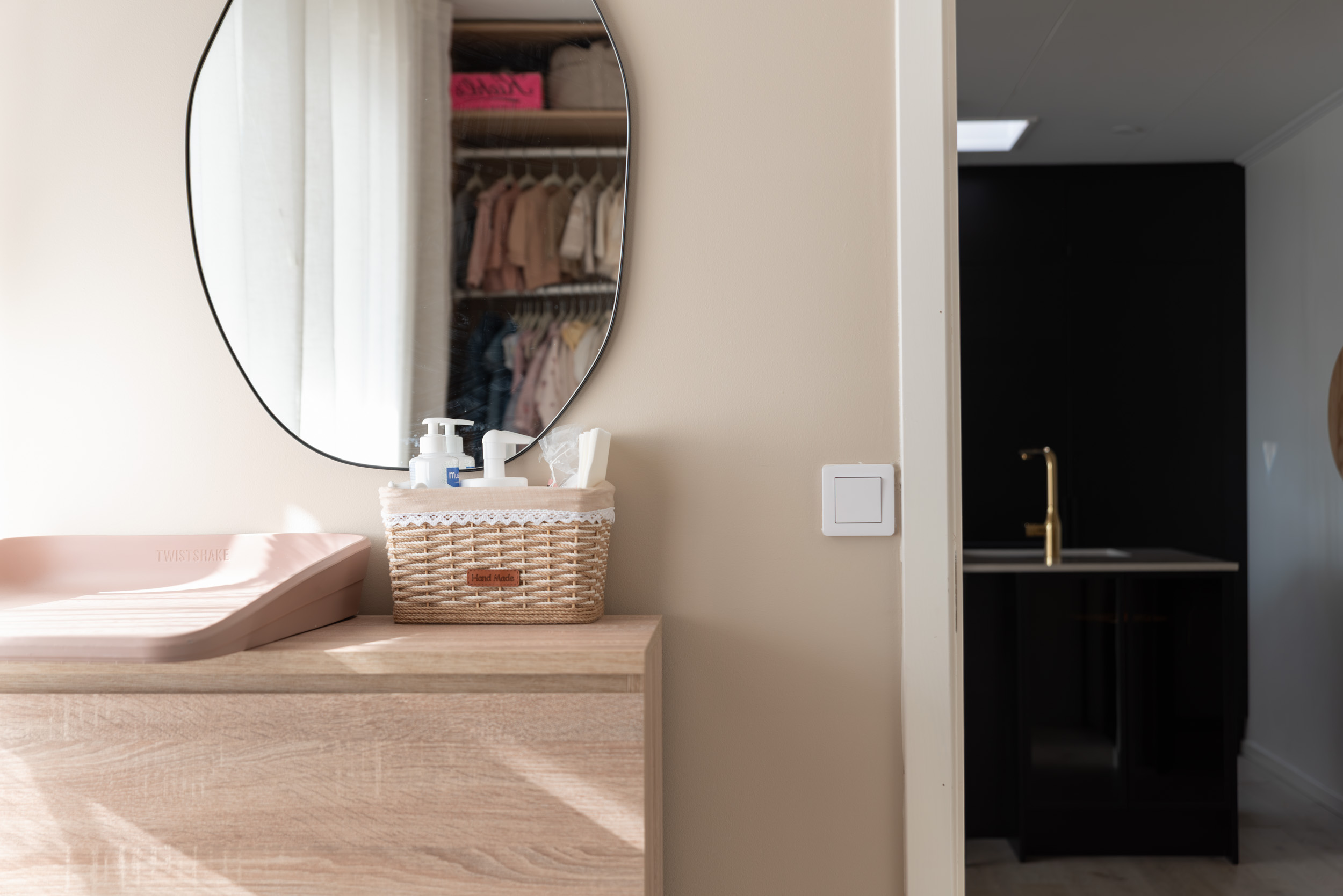 Bostadsbild från Bandverksgatan 64, Kommande i Bäckby, Västerås