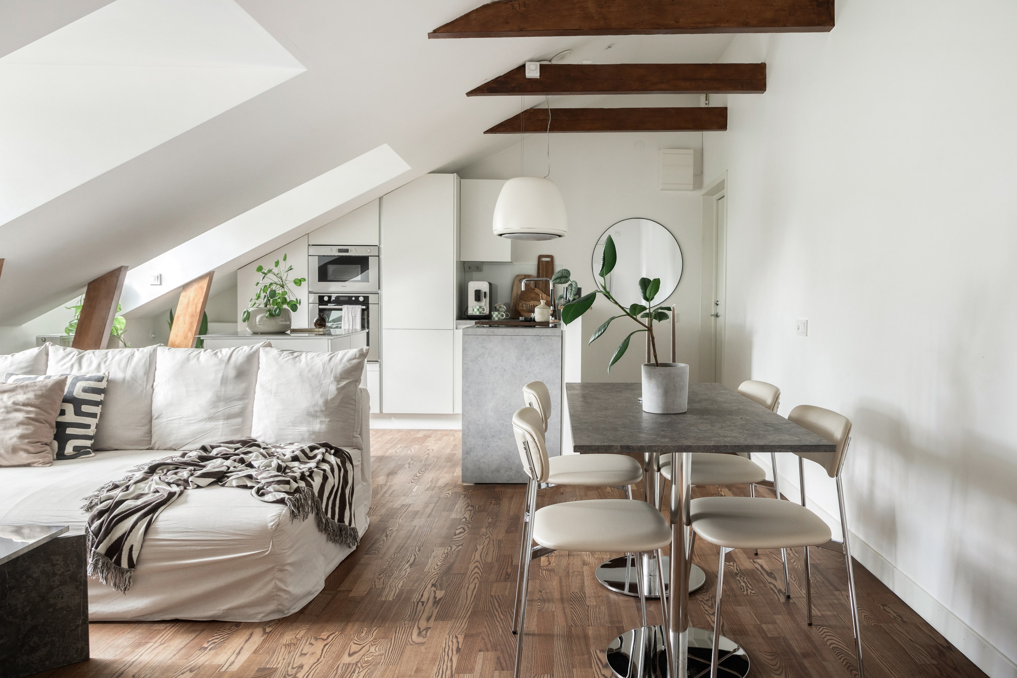 Bostadsbild från Lövåsvägen 21, Till salu i Bromma - Ulvsunda, Stockholm