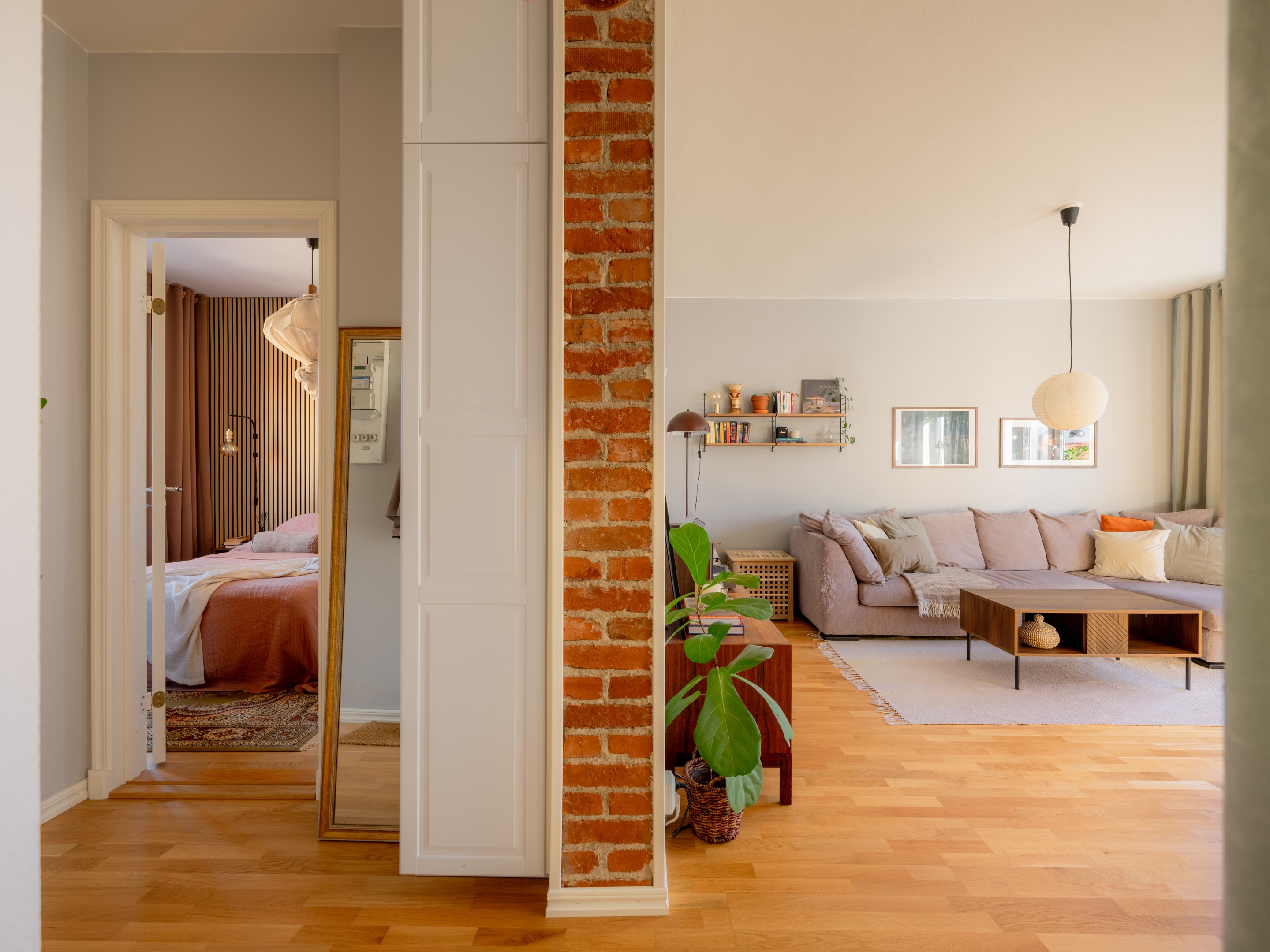 Bostadsbild från Sparbanksvägen 44, Såld i Hägerstensåsen, Stockholm