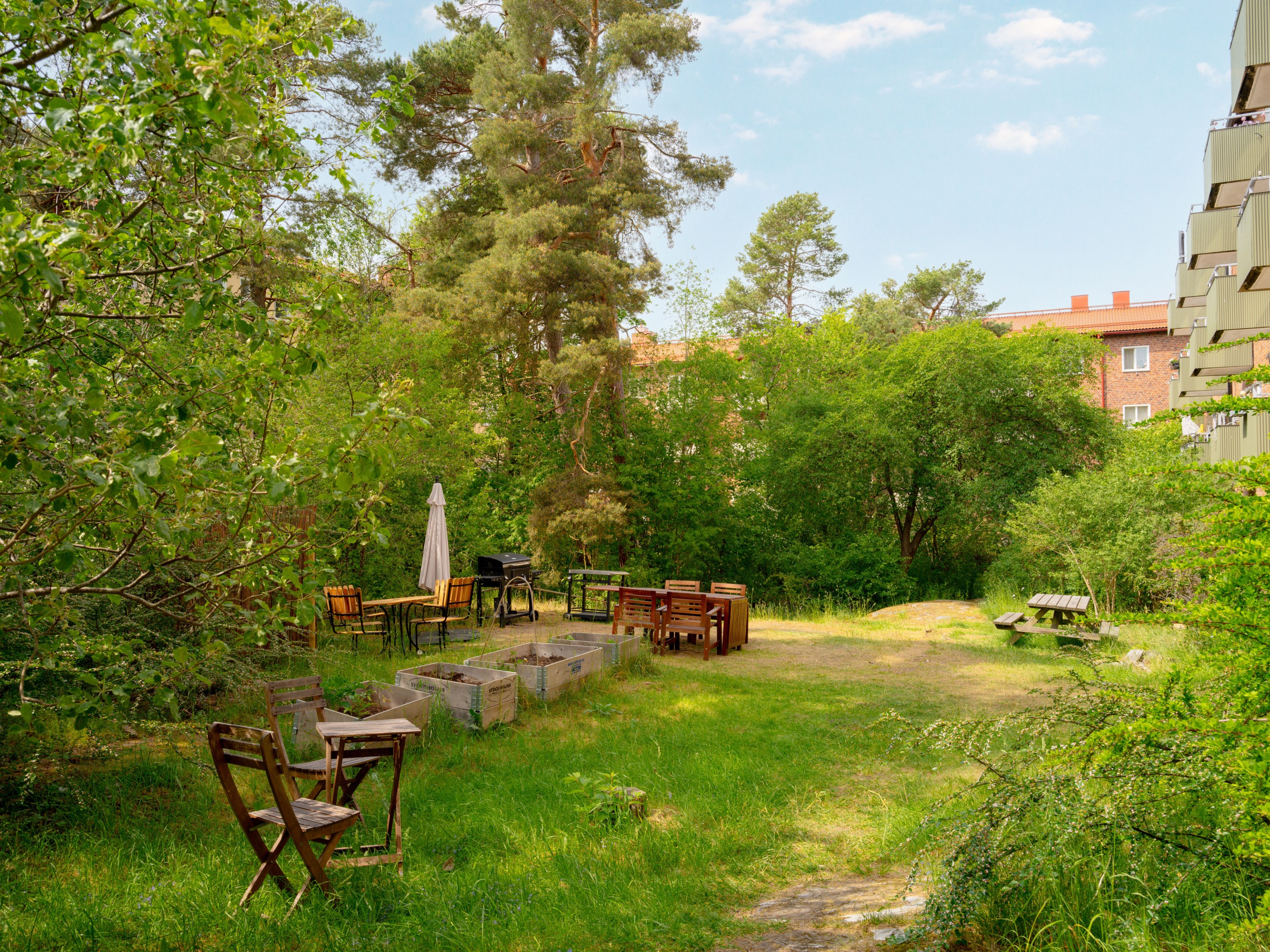 Bostadsbild från Sparbanksvägen 44, Kommande i Hägerstensåsen, Stockholm